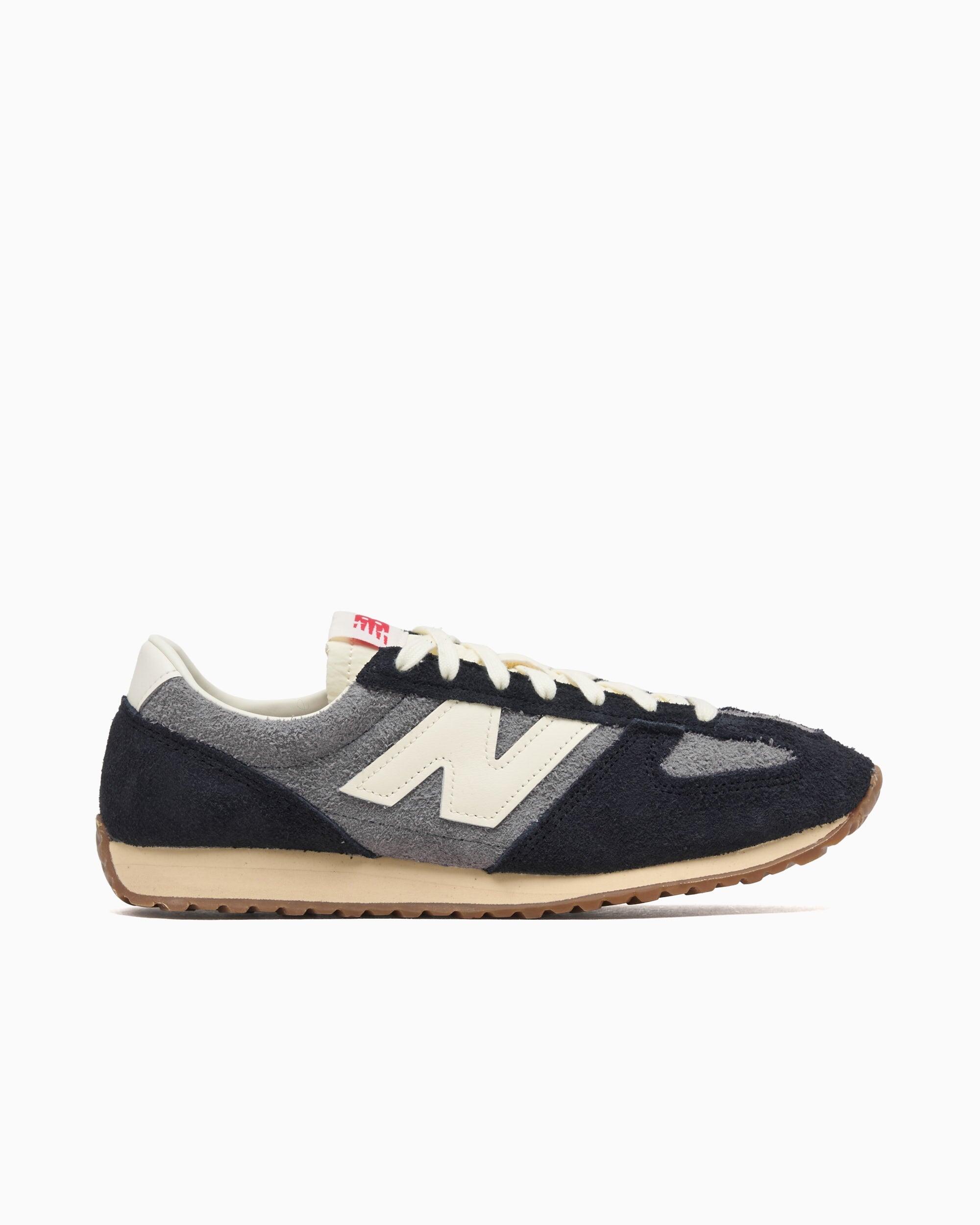 NEW BALANCE picture