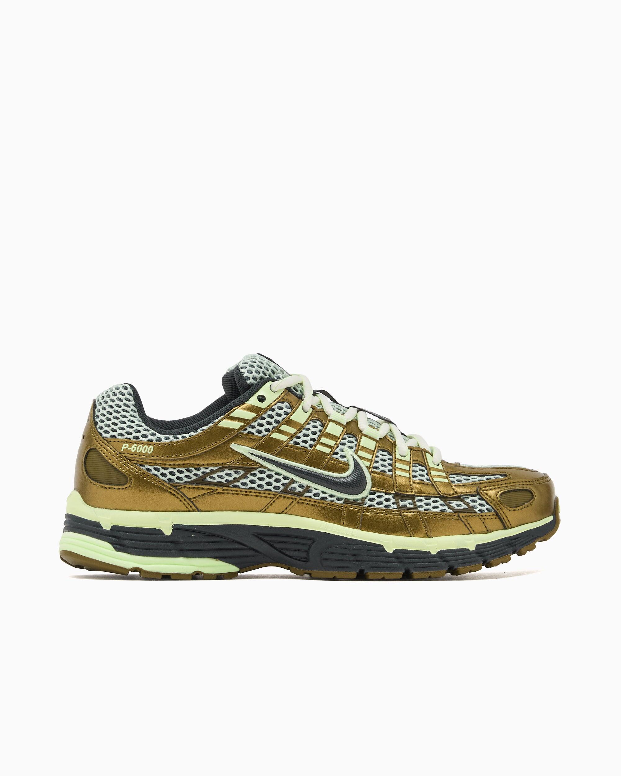 NIKE picture