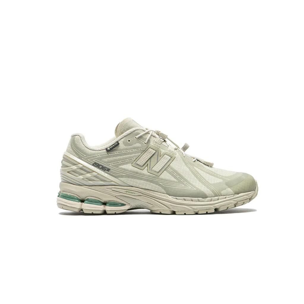 New Balance U1906XV1 Gore-Tex walking shoe for men