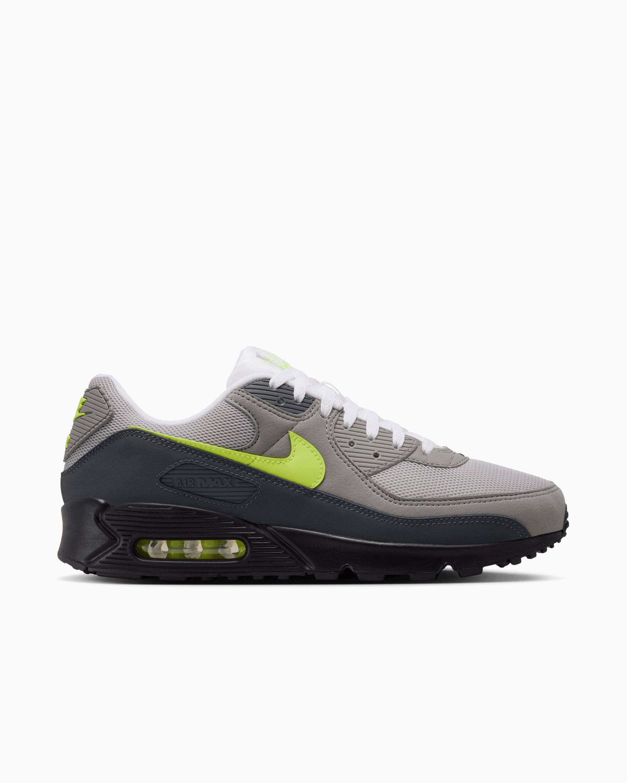 NIKE picture