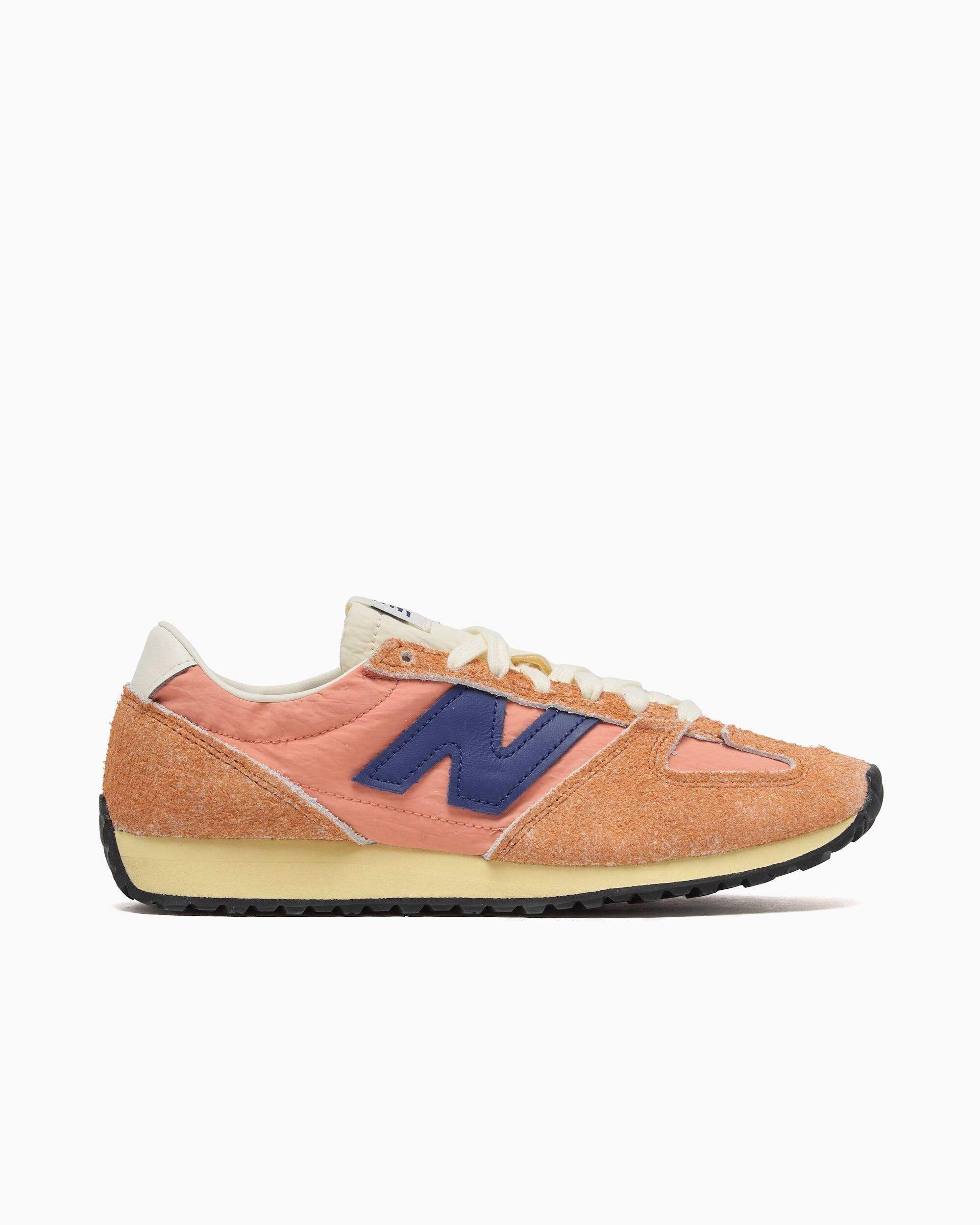 NEW BALANCE picture