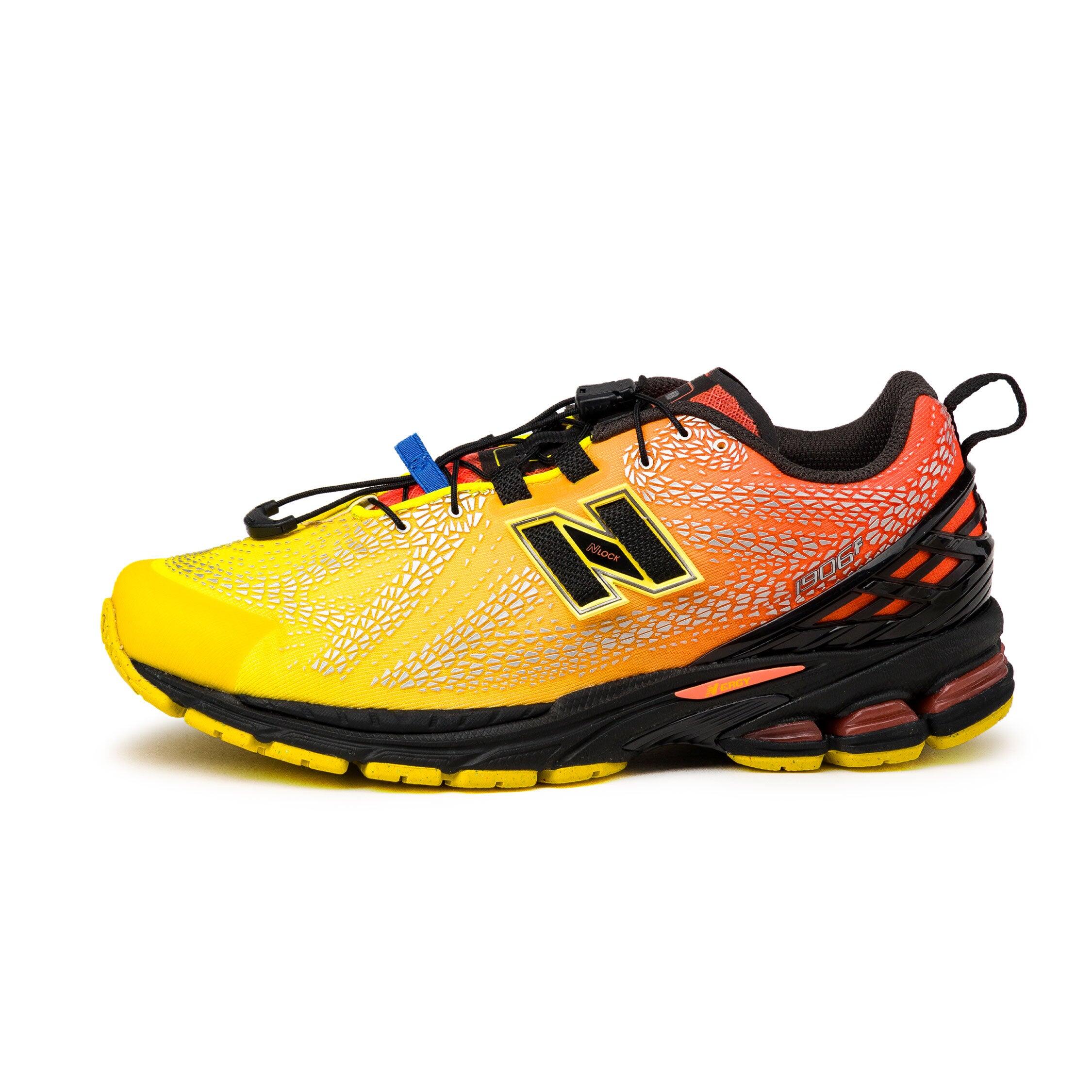 NEW BALANCE picture