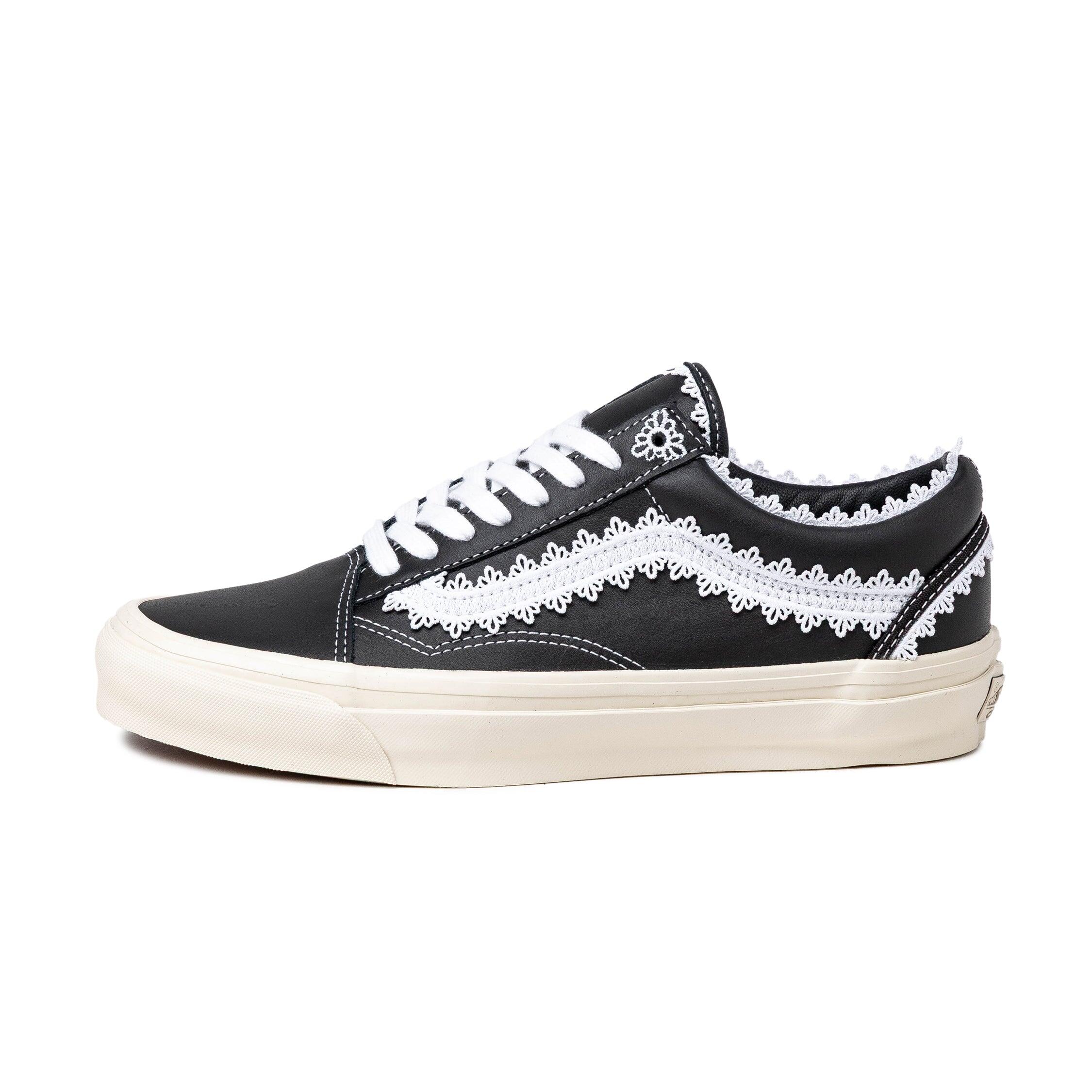 VANS picture