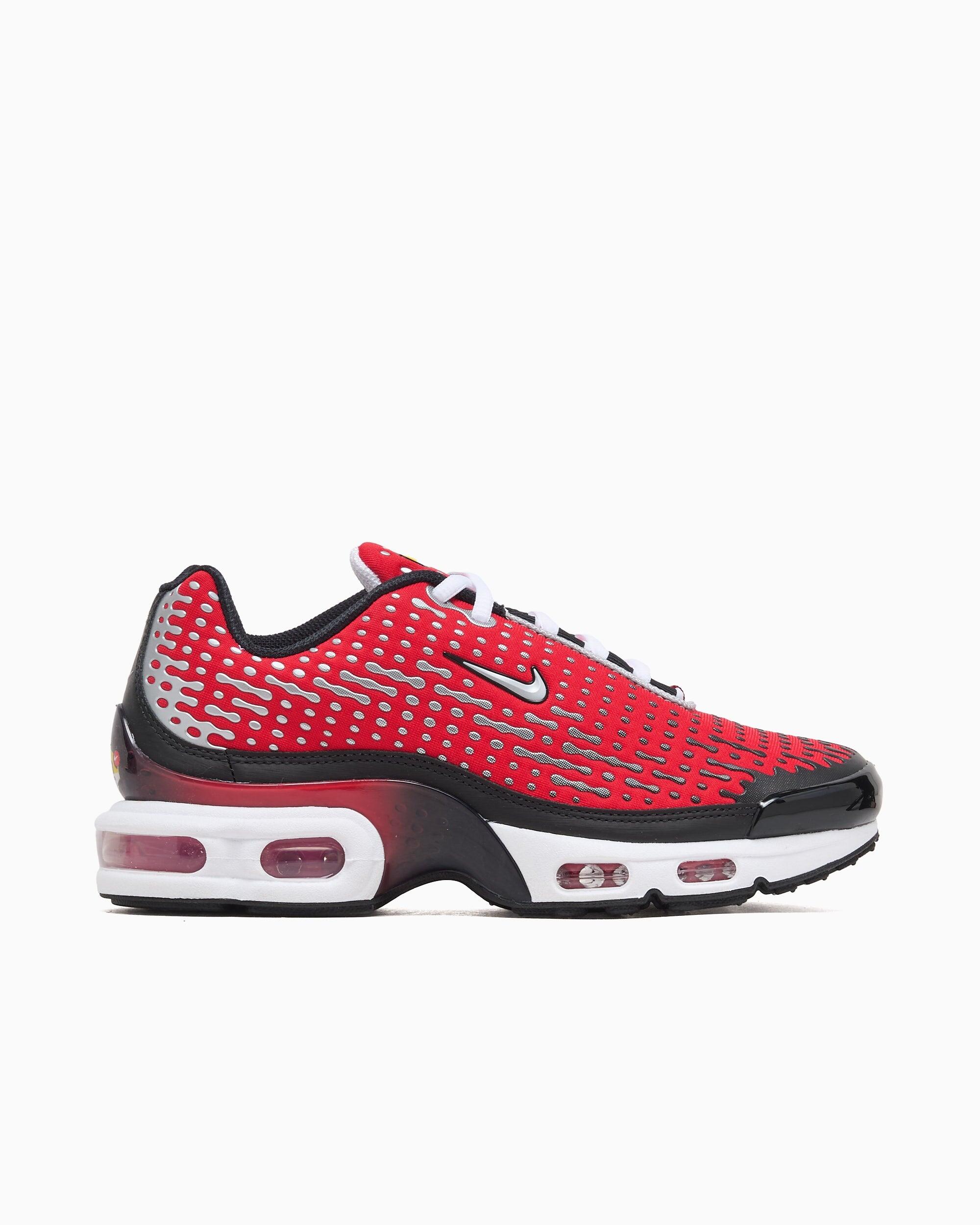 NIKE picture