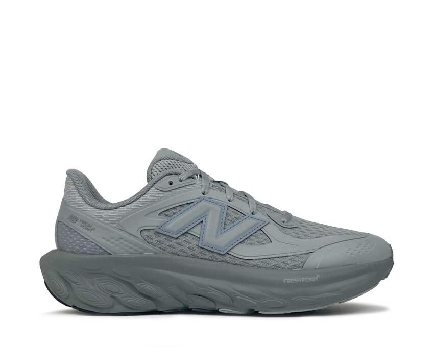 NEW BALANCE picture