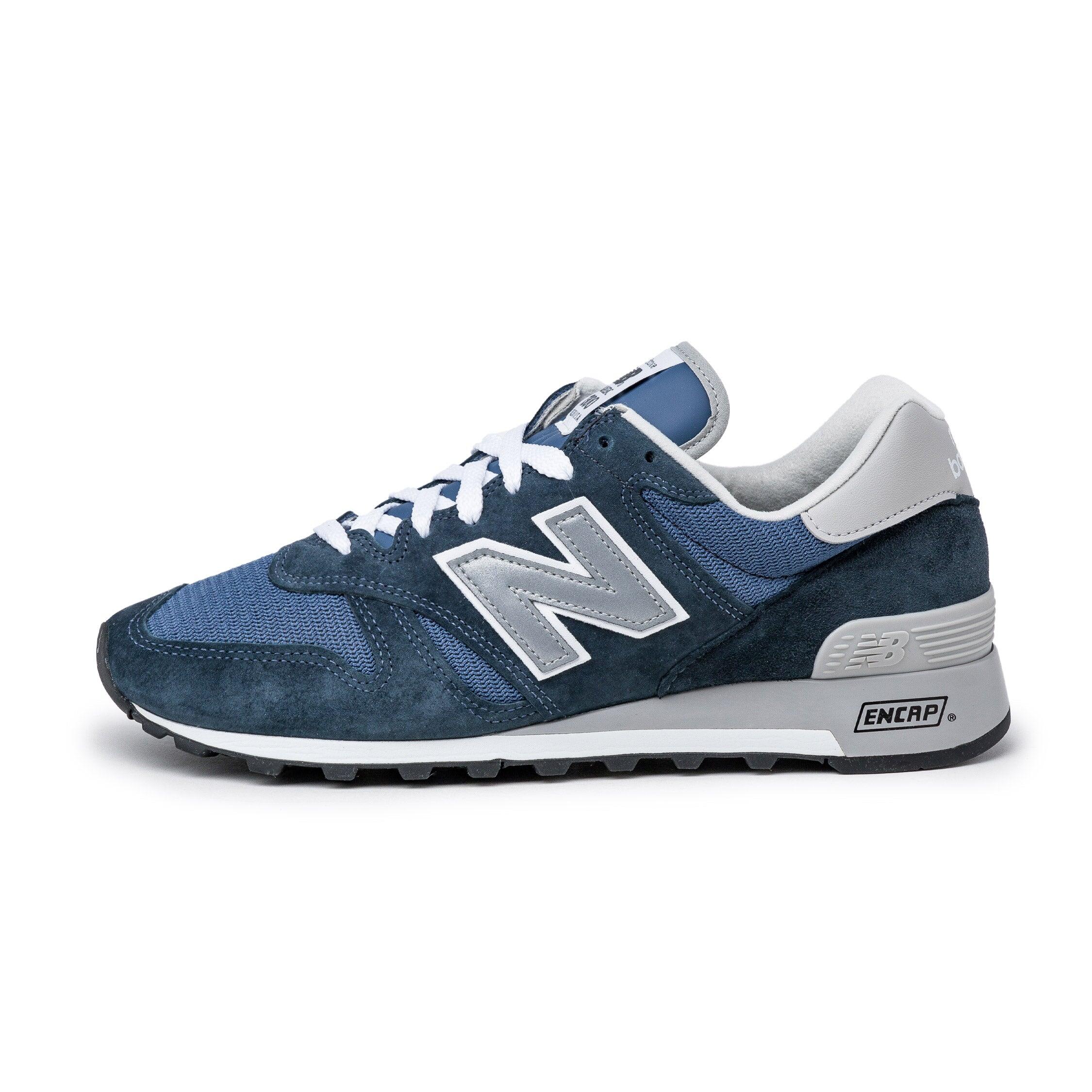 NEW BALANCE picture