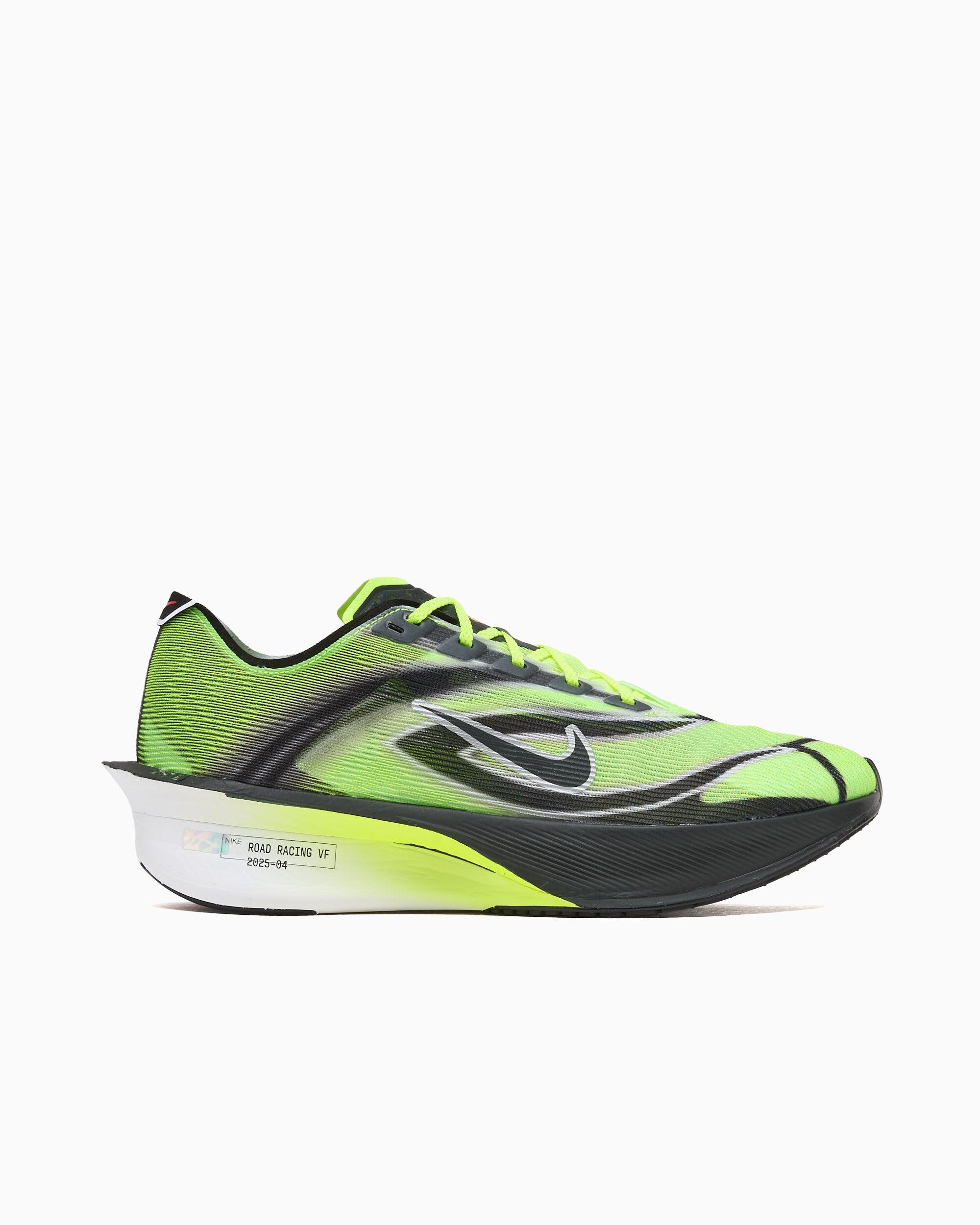 NIKE picture