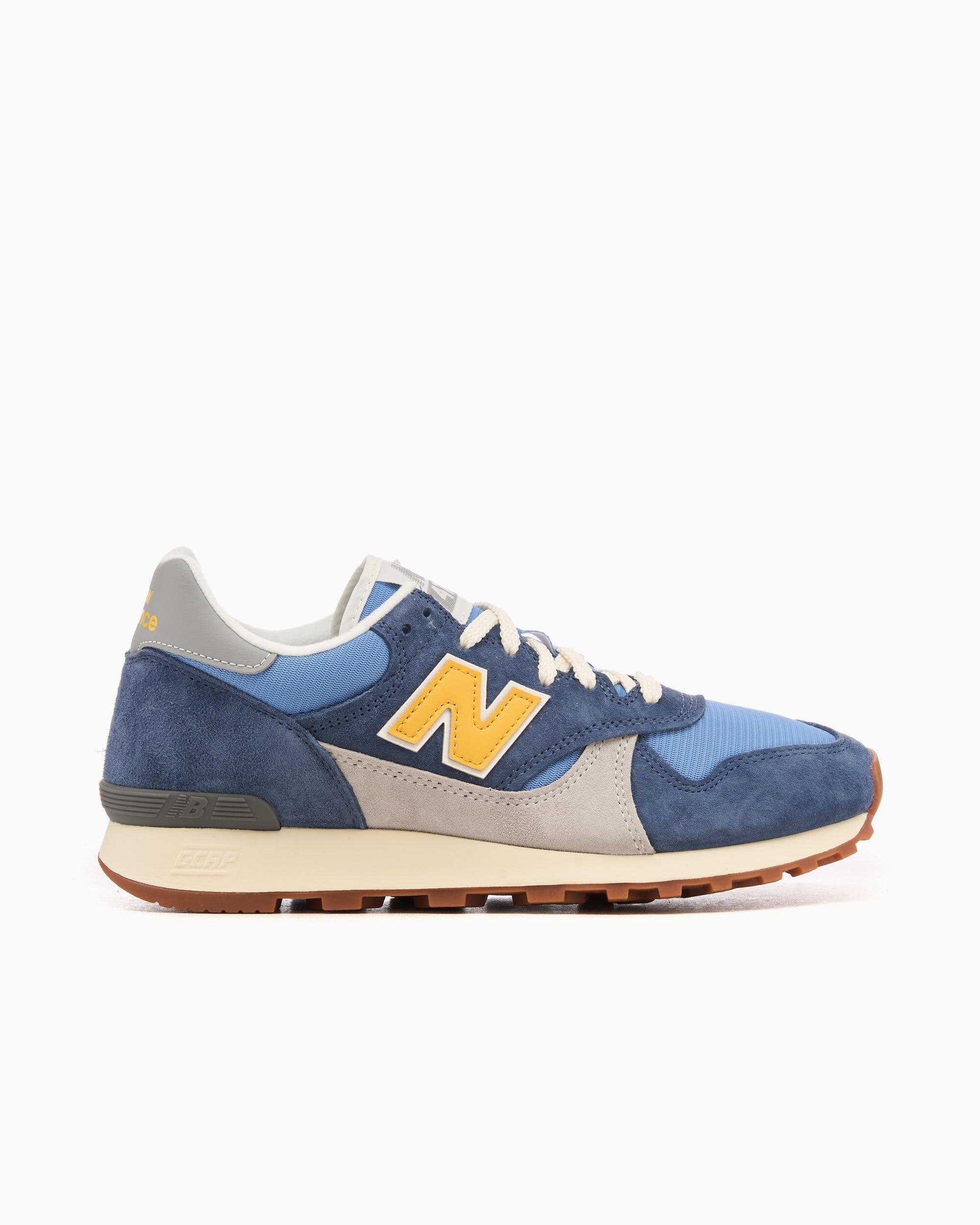 NEW BALANCE picture