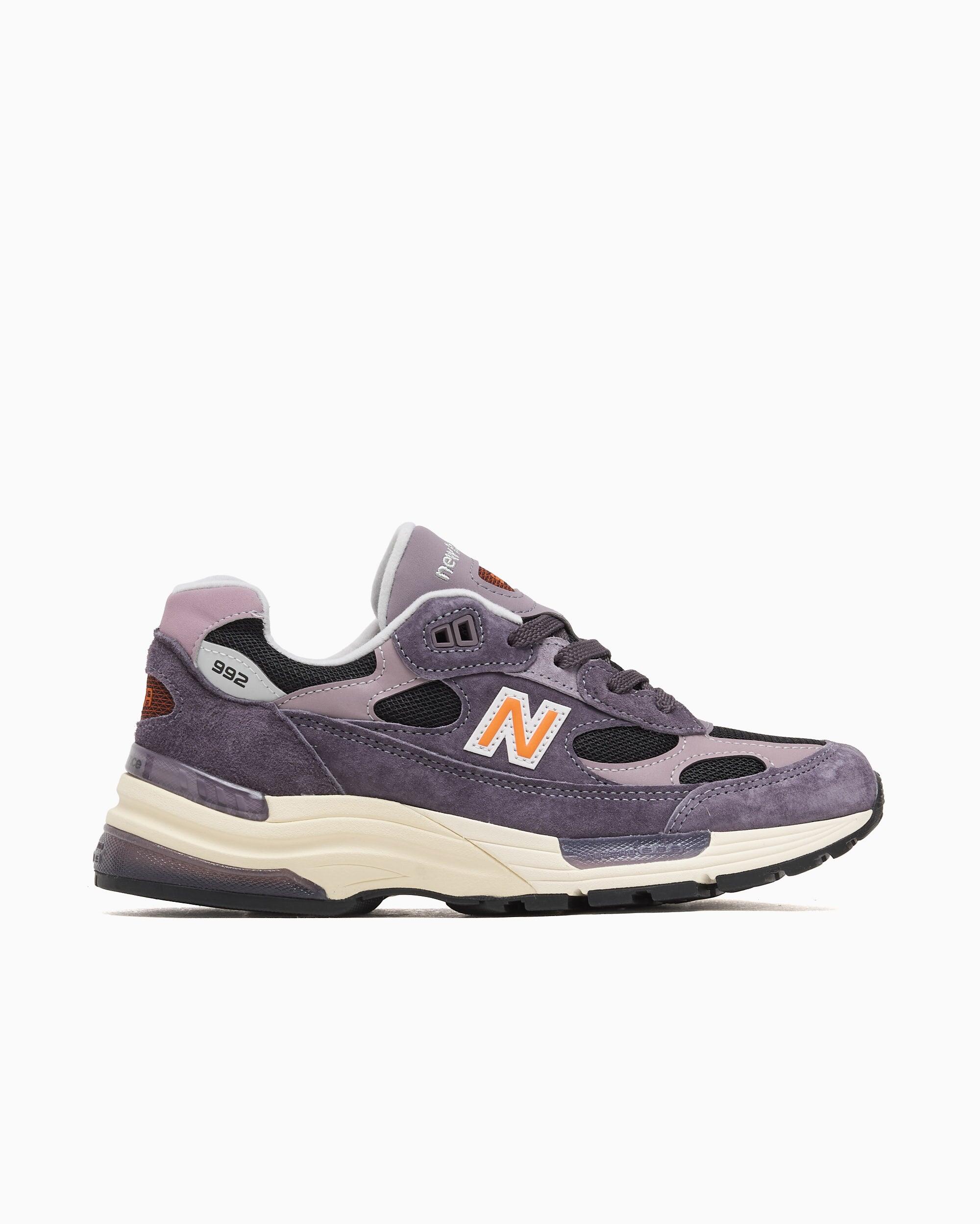 NEW BALANCE picture