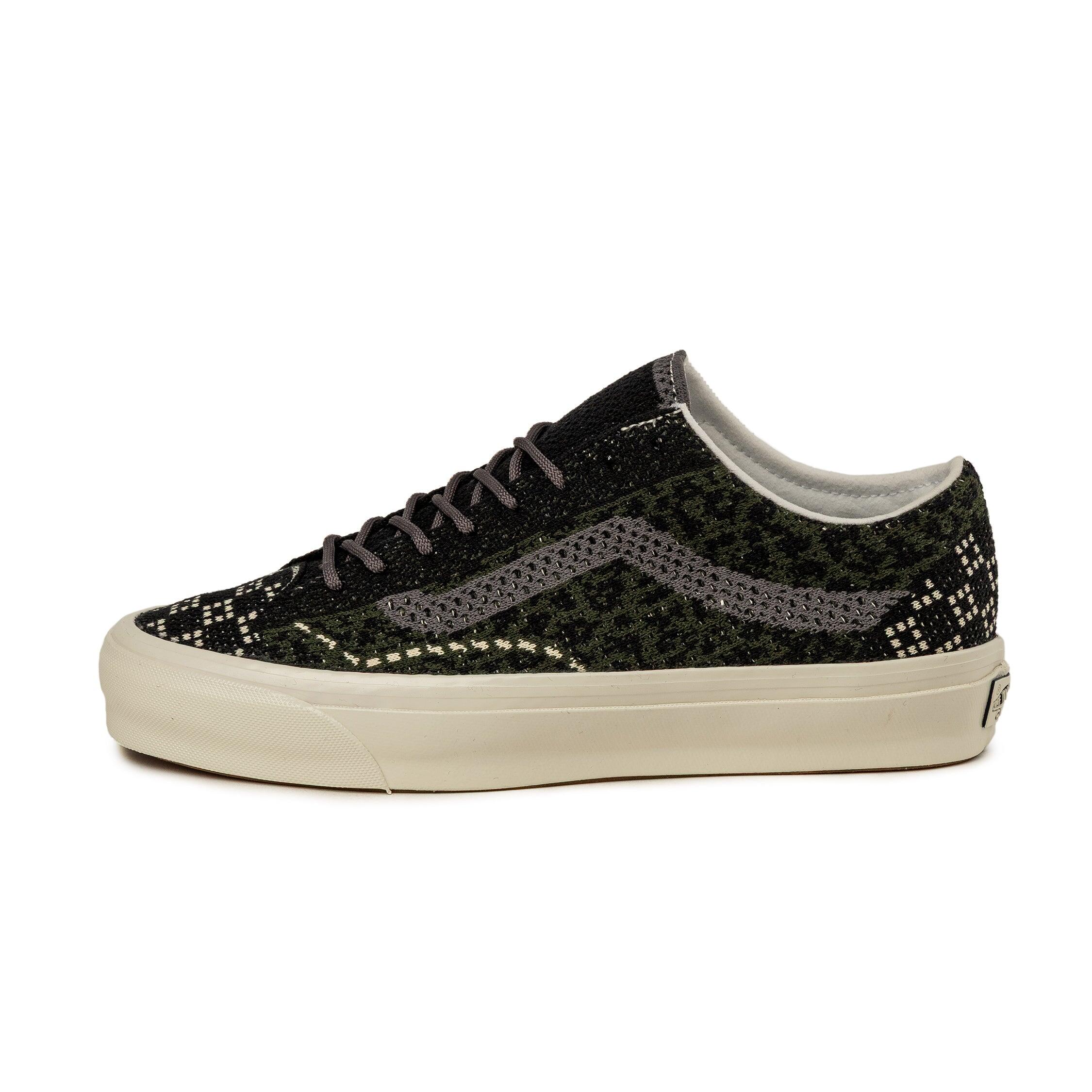VANS picture