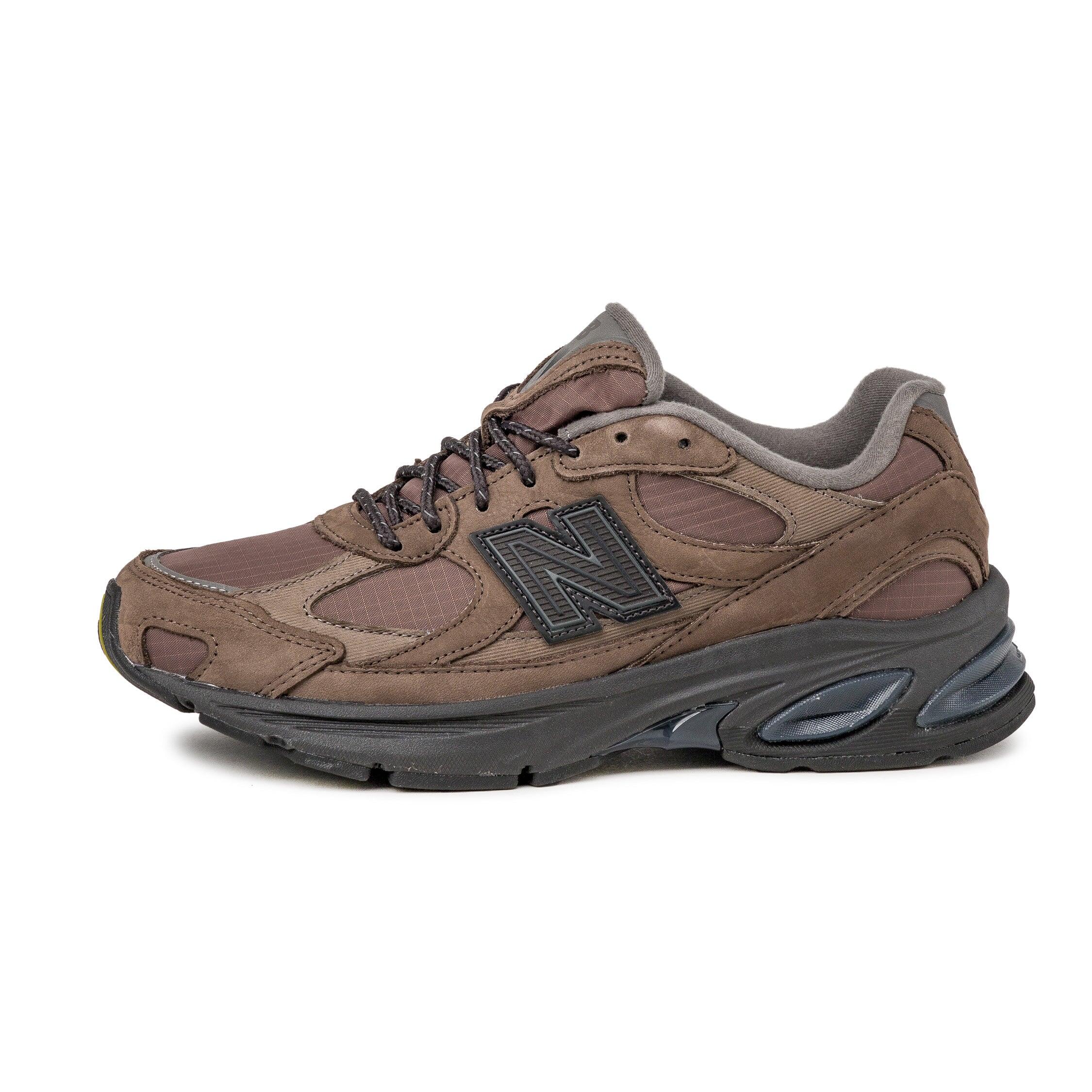 NEW BALANCE picture