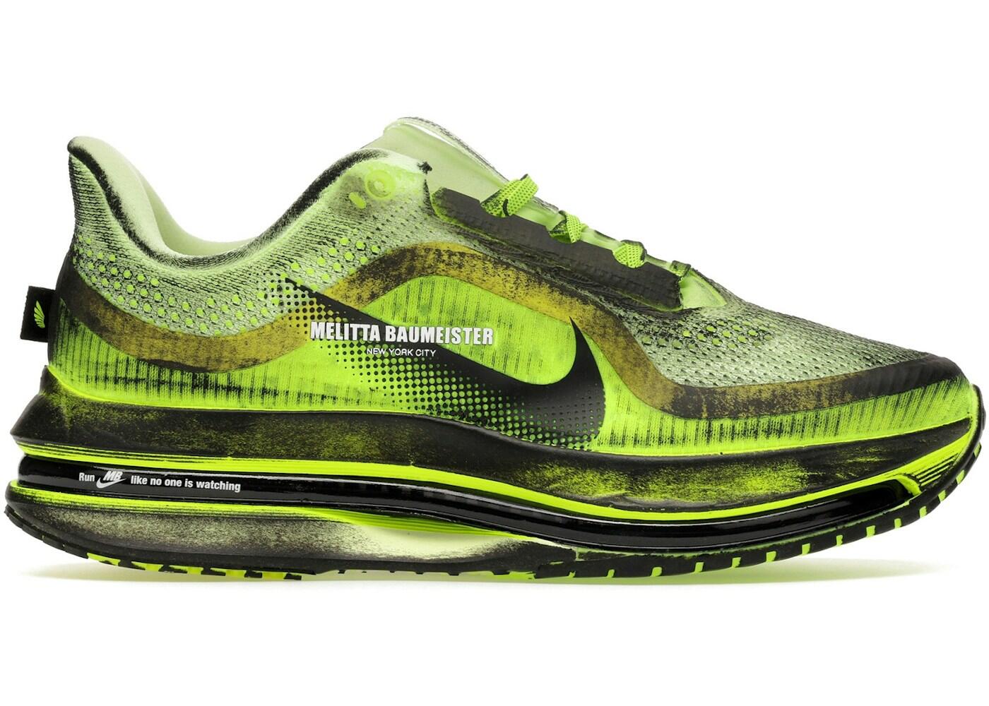 NIKE picture