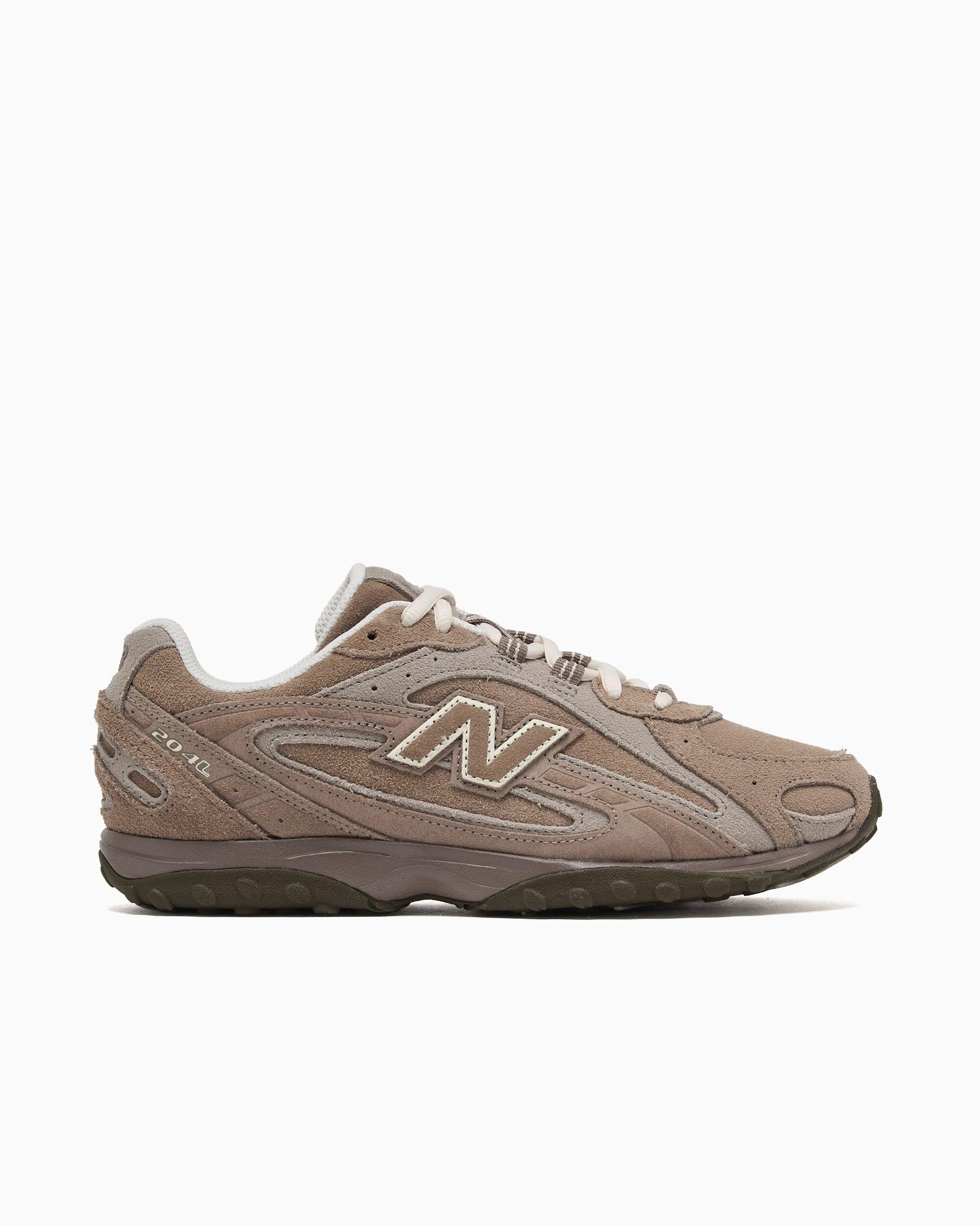 NEW BALANCE picture