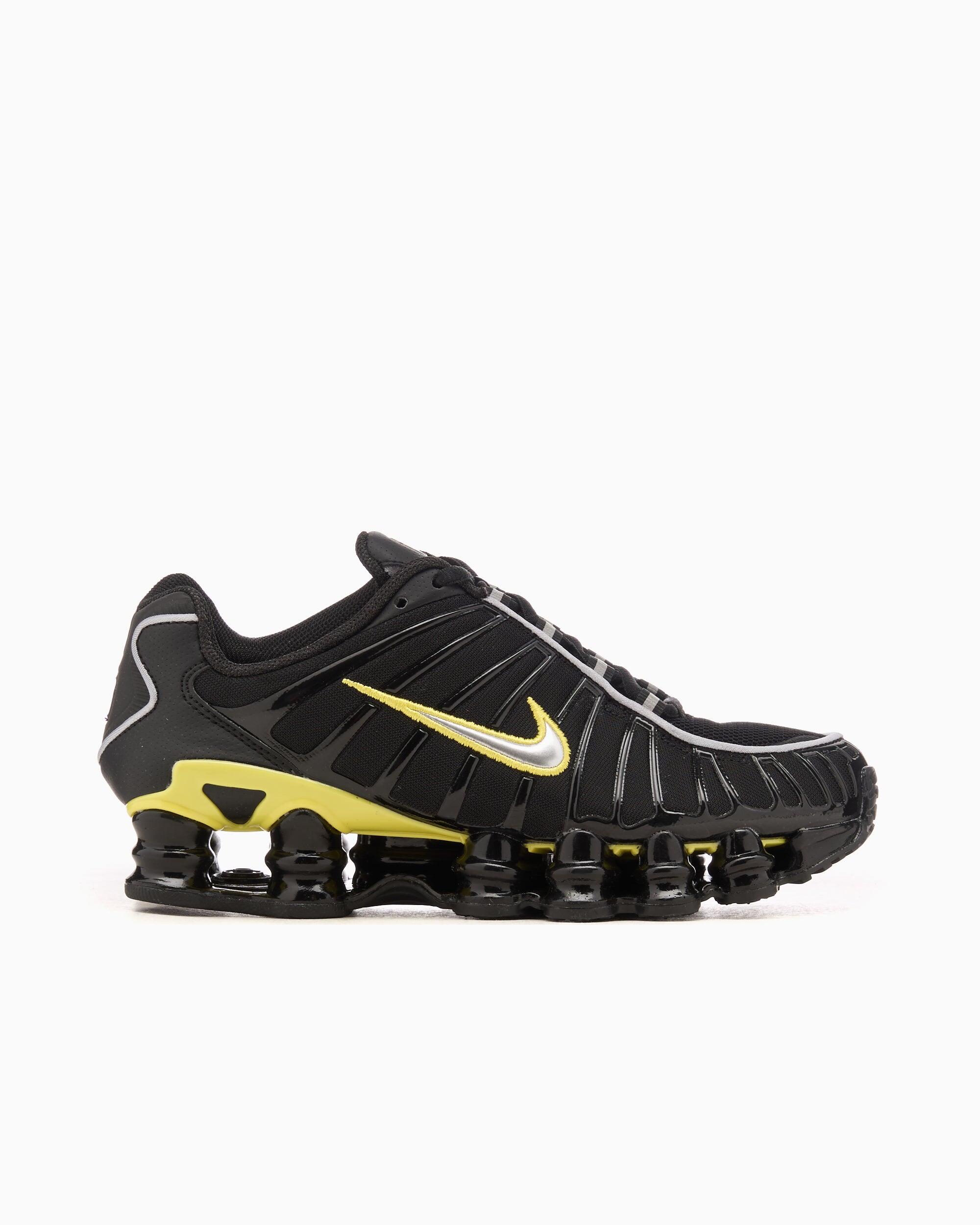 NIKE picture