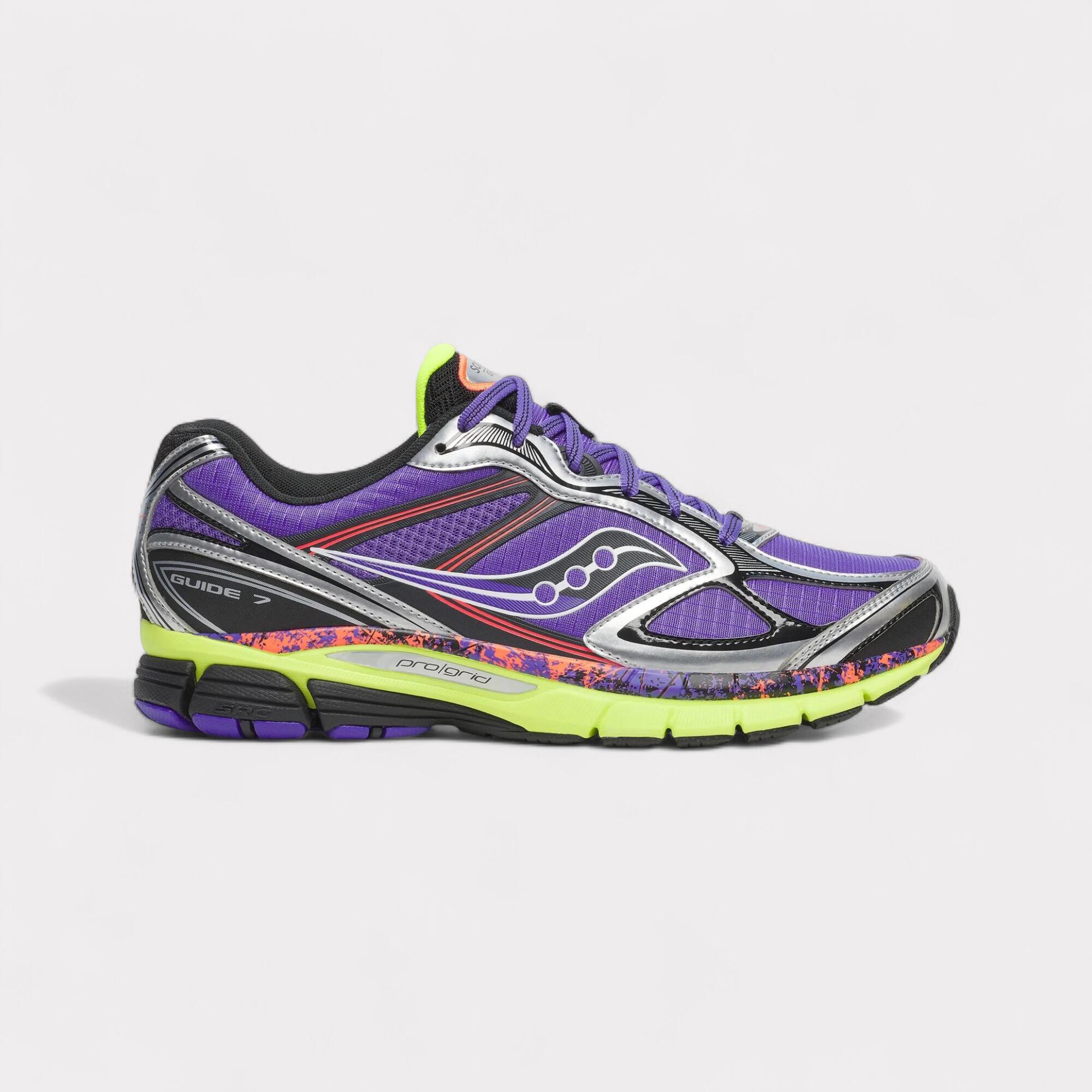 SAUCONY picture