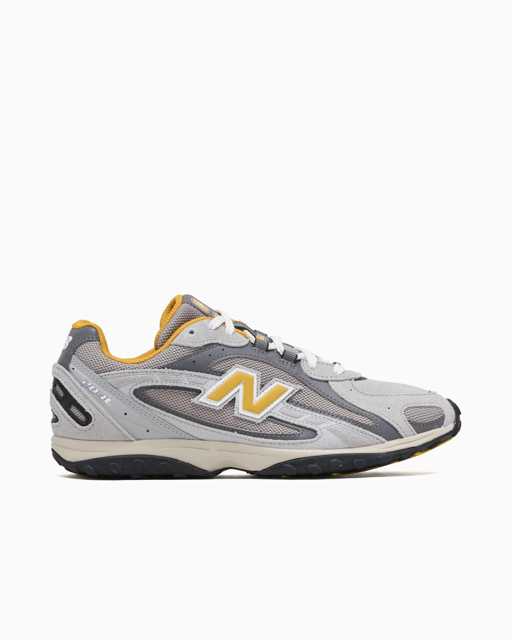 NEW BALANCE picture