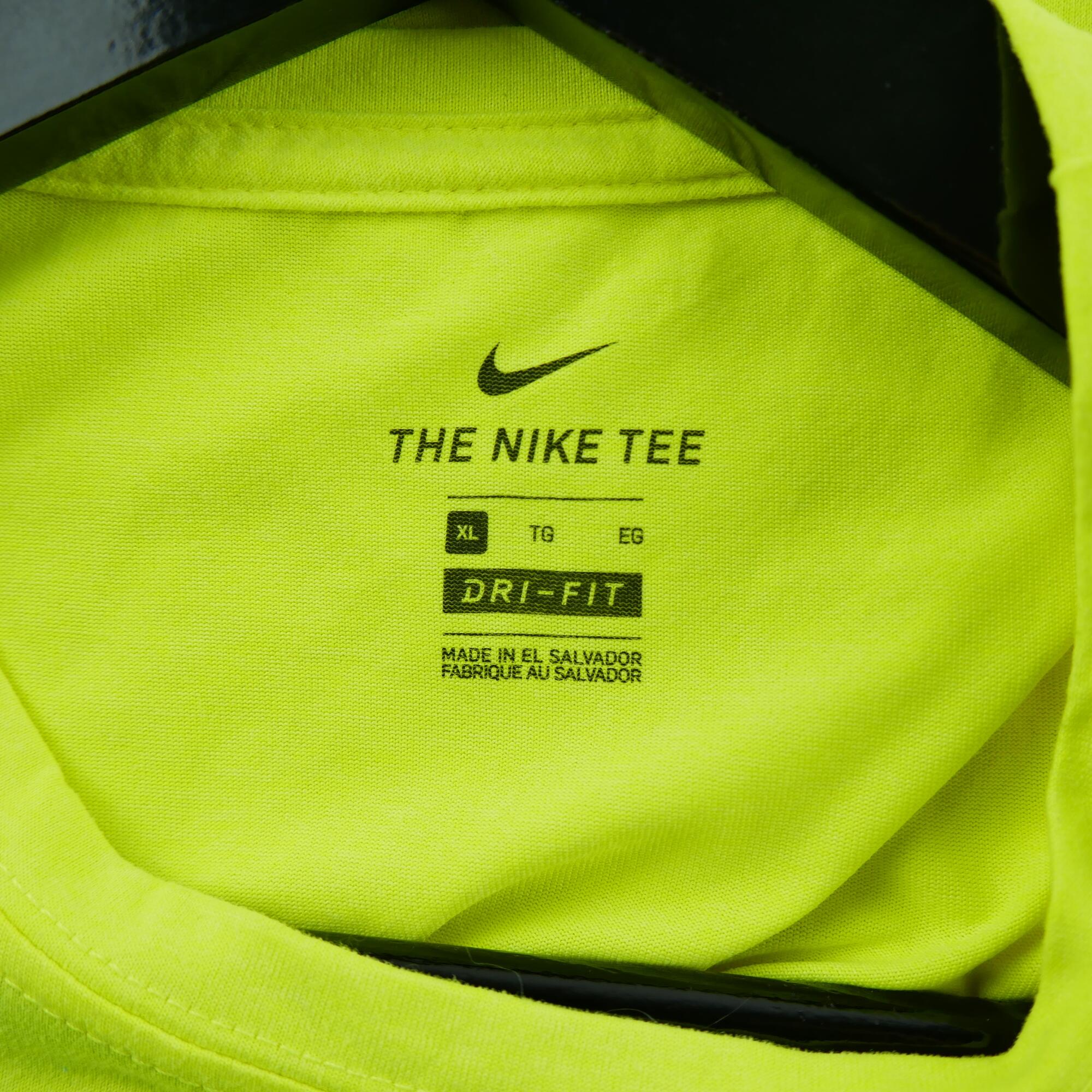 Seconde vie - T-shirt Adulte  Dri-Fit - Très bon état 5/5