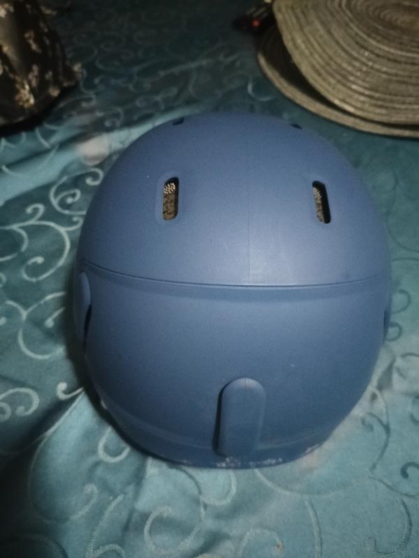 Tussen Particulieren - Skihelm met bril 3/4