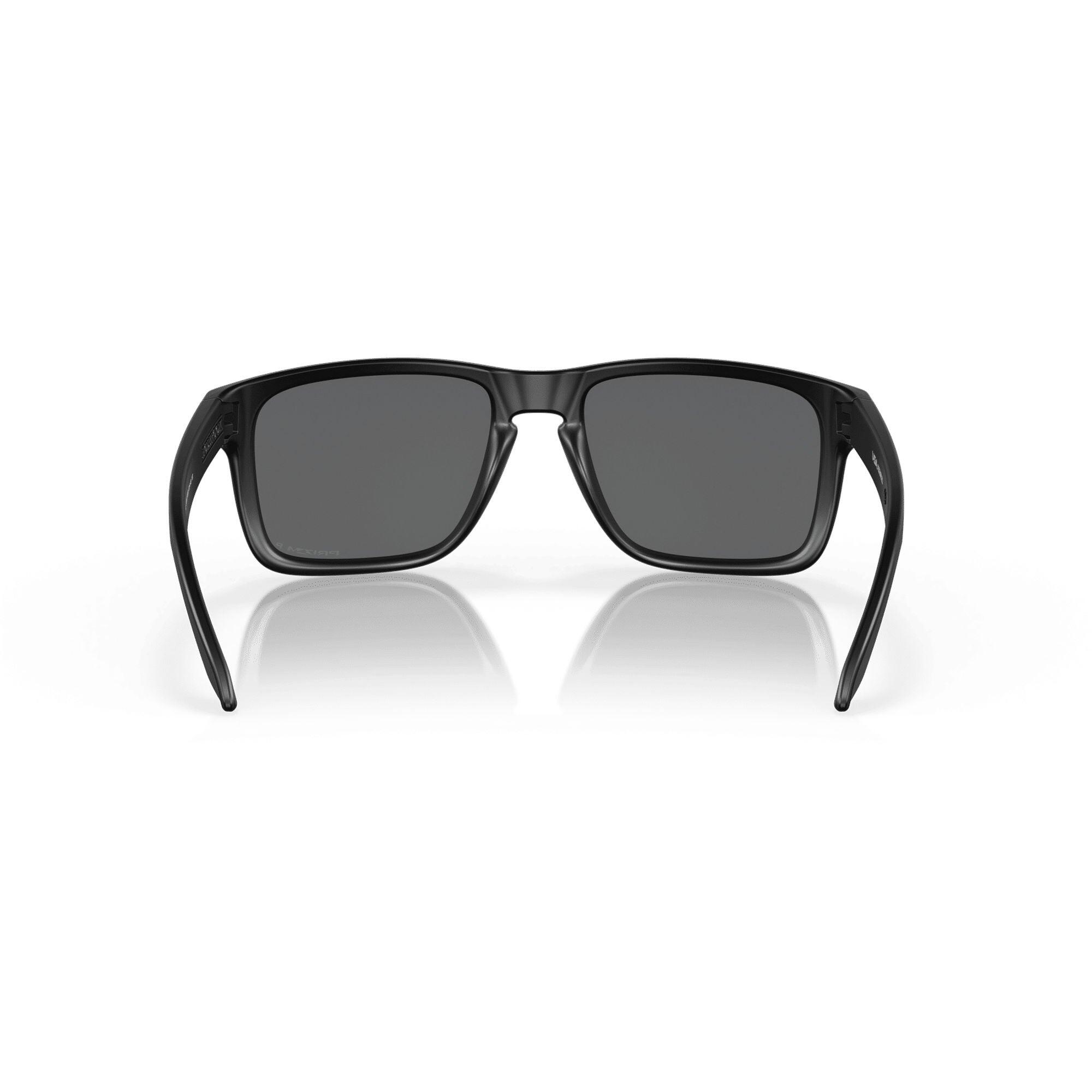 Oakley Holbrook 4/7