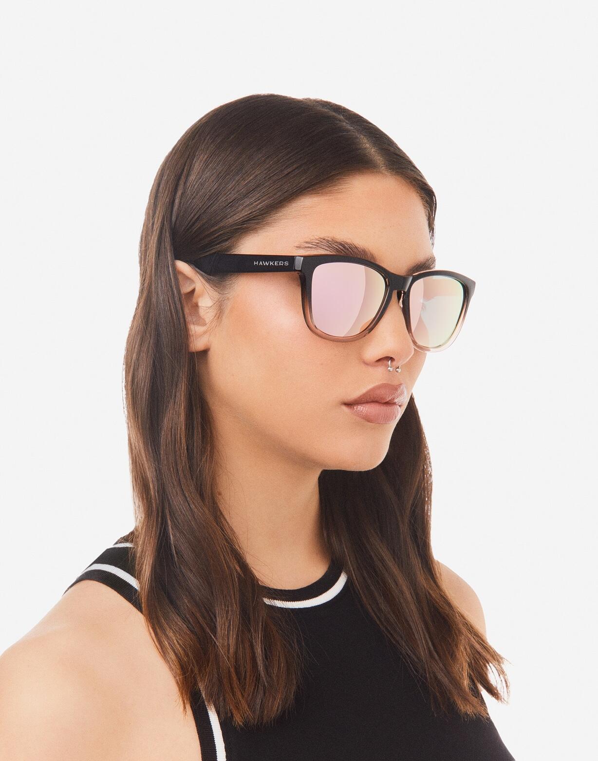 HAWKERS - Lunettes de soleil pour homme et femme ONE - FUSION BLACK ROSE GOLD 6/8