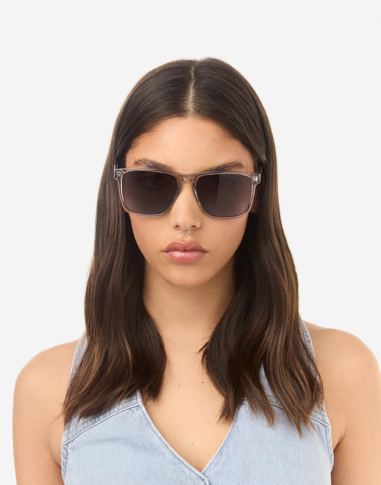 HAWKERS - Lunettes de soleil pour Homme et Femme tempête grise - DUST 6/8