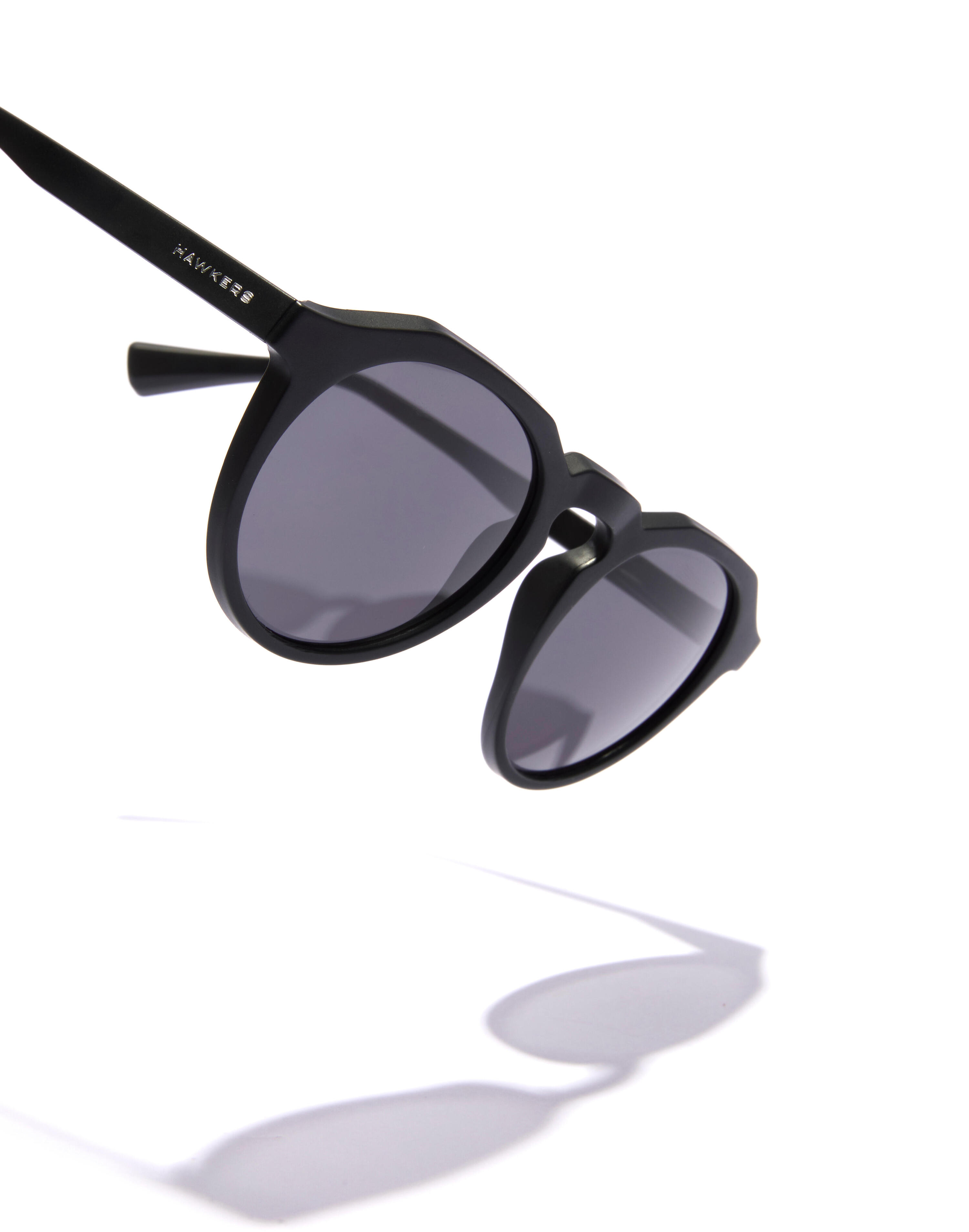 HAWKERS - Gafas de sol para Hombre y Mujer BLACK DARK - WARWICK Raw 3/8