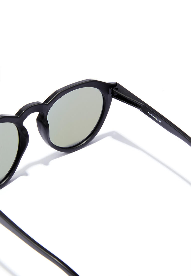 HAWKERS - Lunettes de Soleil Homme et Femme POLARIZED BLACK SKY - WARWICK Raw 5/8