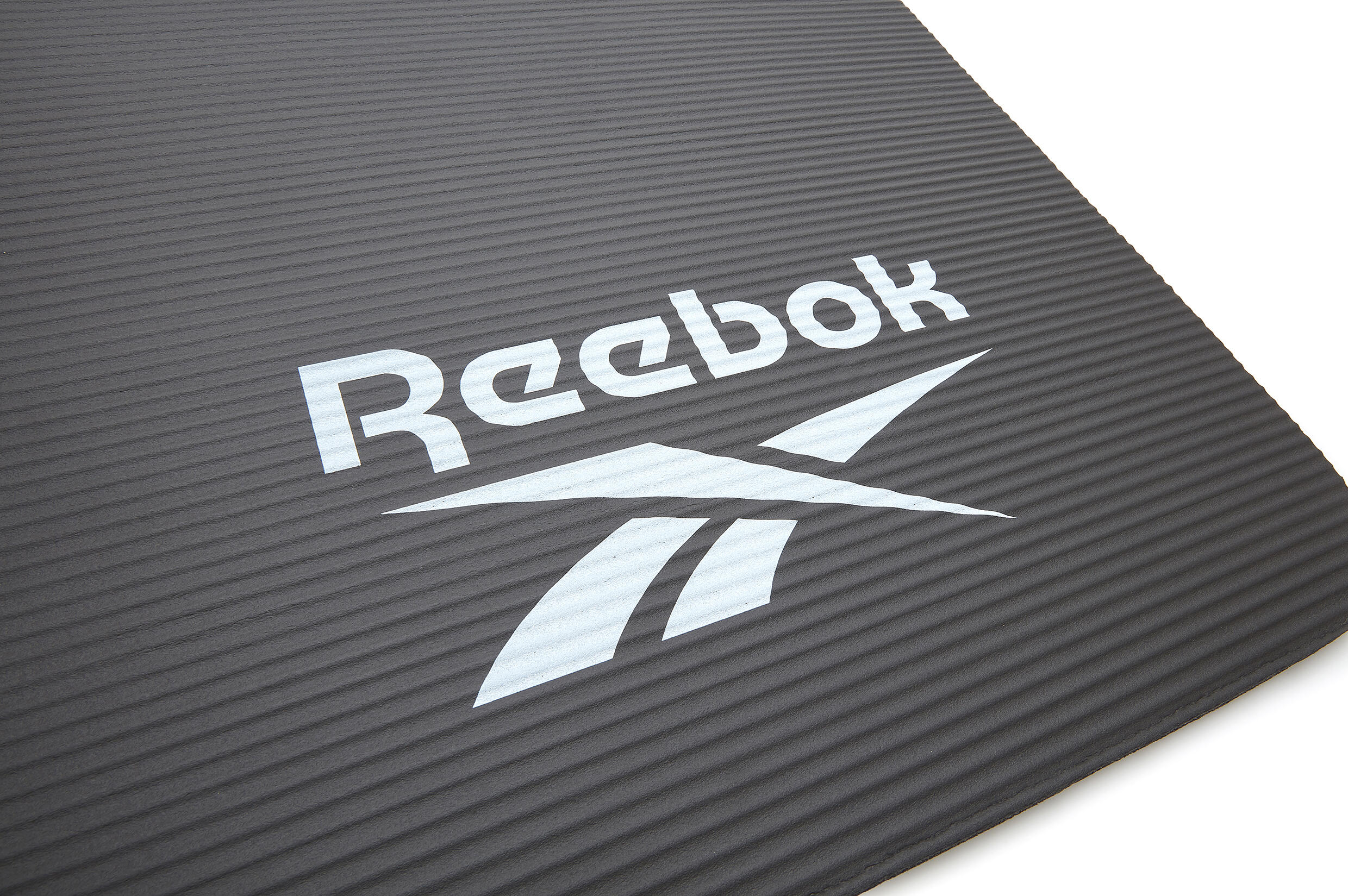 Mata fitness Reebok 10 mm czarna 6/7
