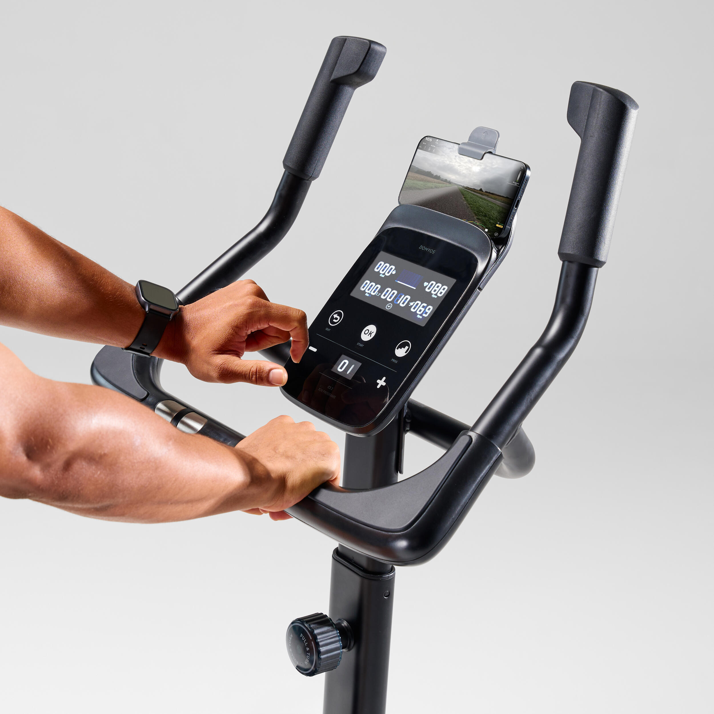 Tweedehands Interactieve hometrainer met zelfaandrijving EB900 B met garantie 4/5