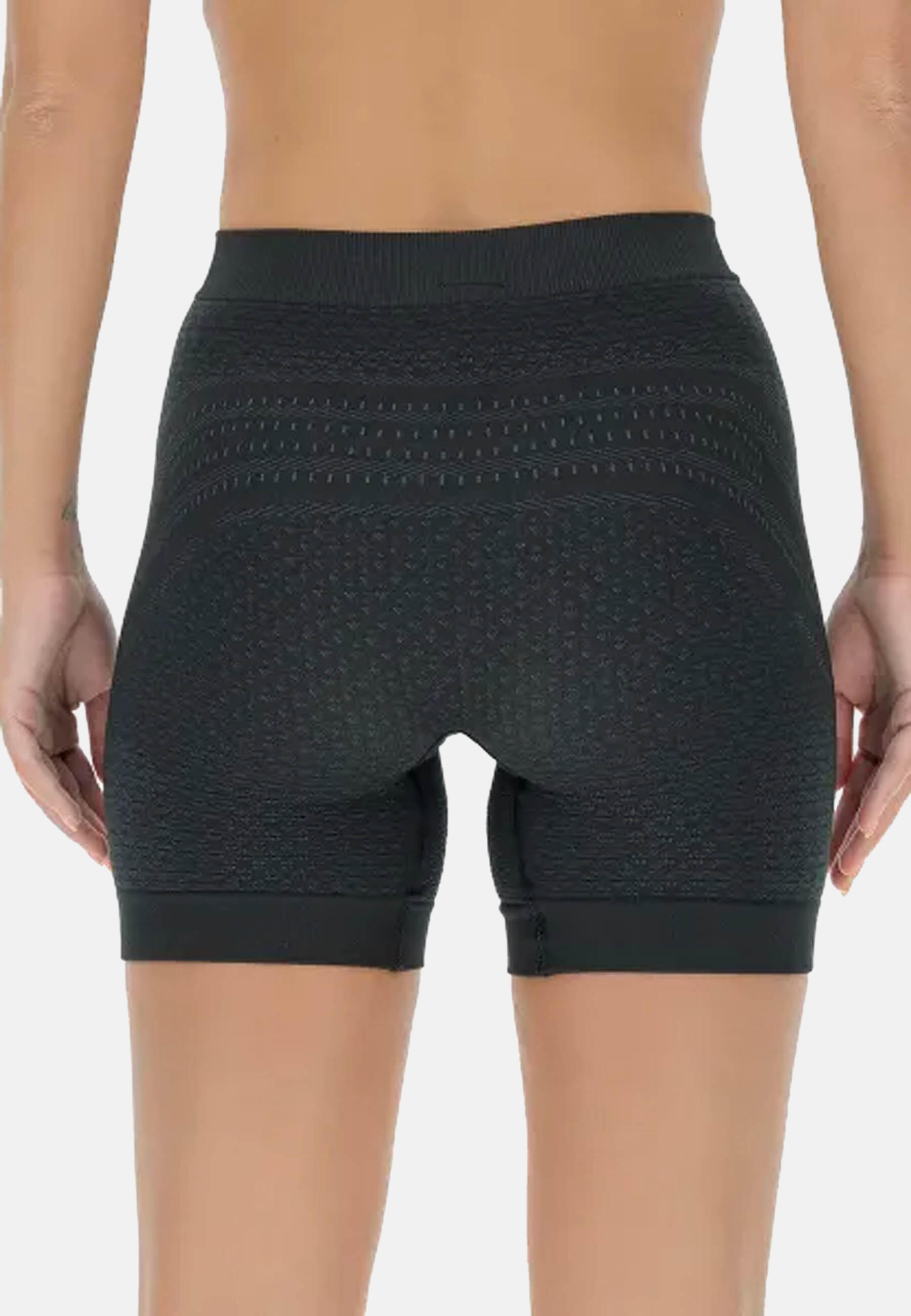 Alpha Coolboost Running Shorts 2/7