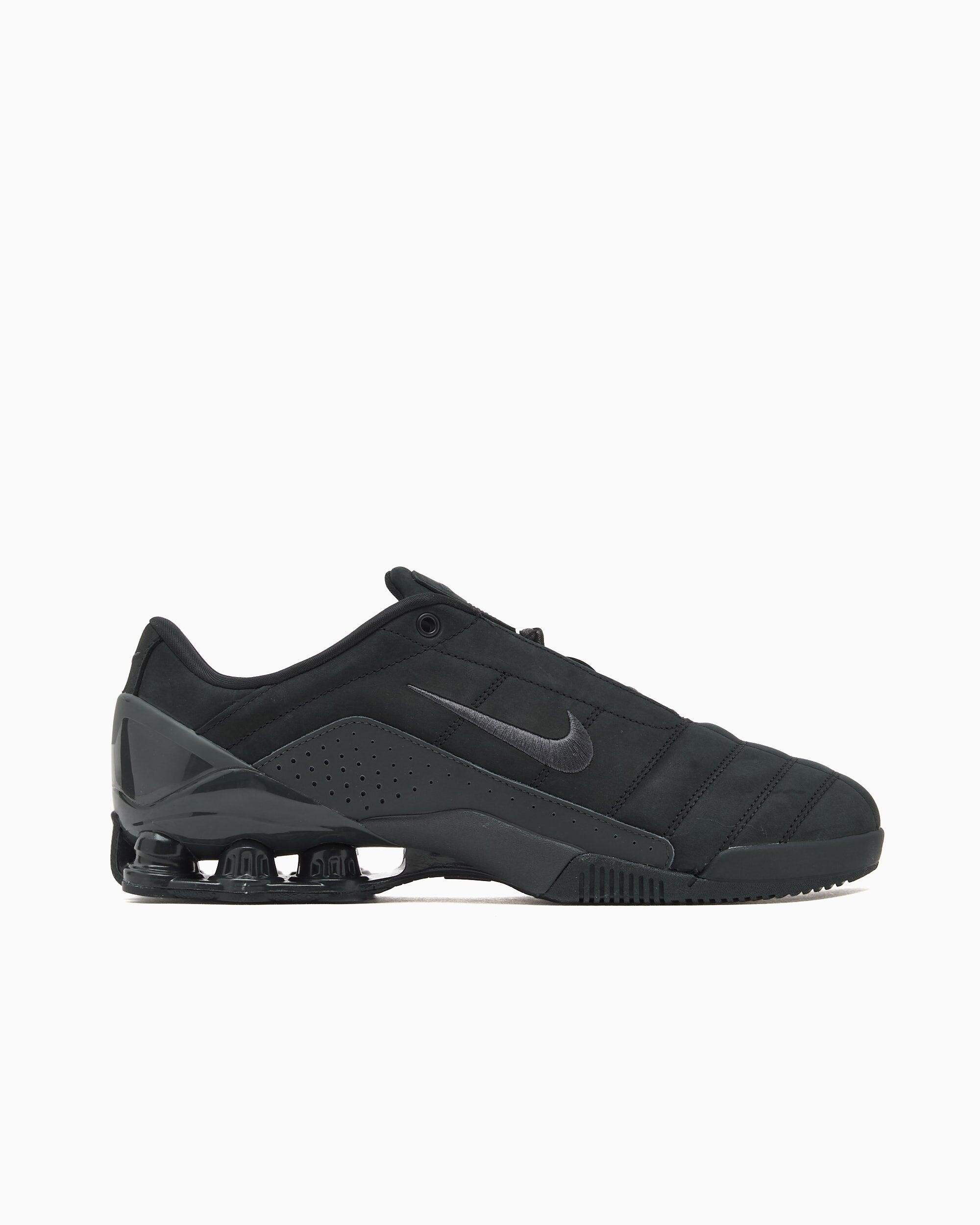 NIKE picture