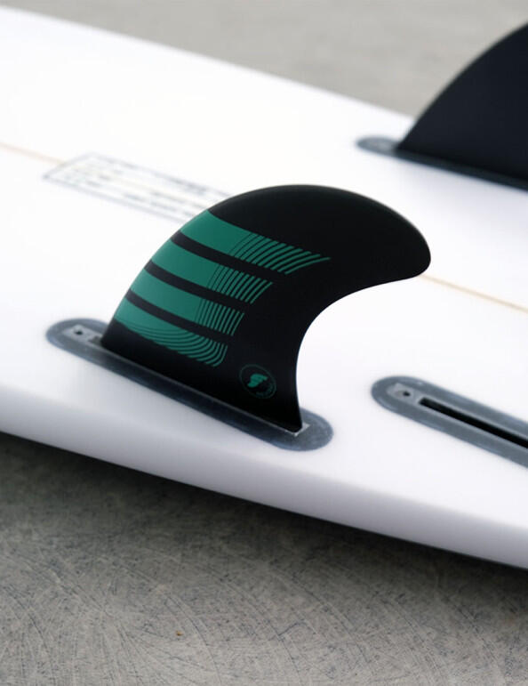 Futures F6 Alpha Tri-Quad Fins Medium - Carbon/Teal 3/4
