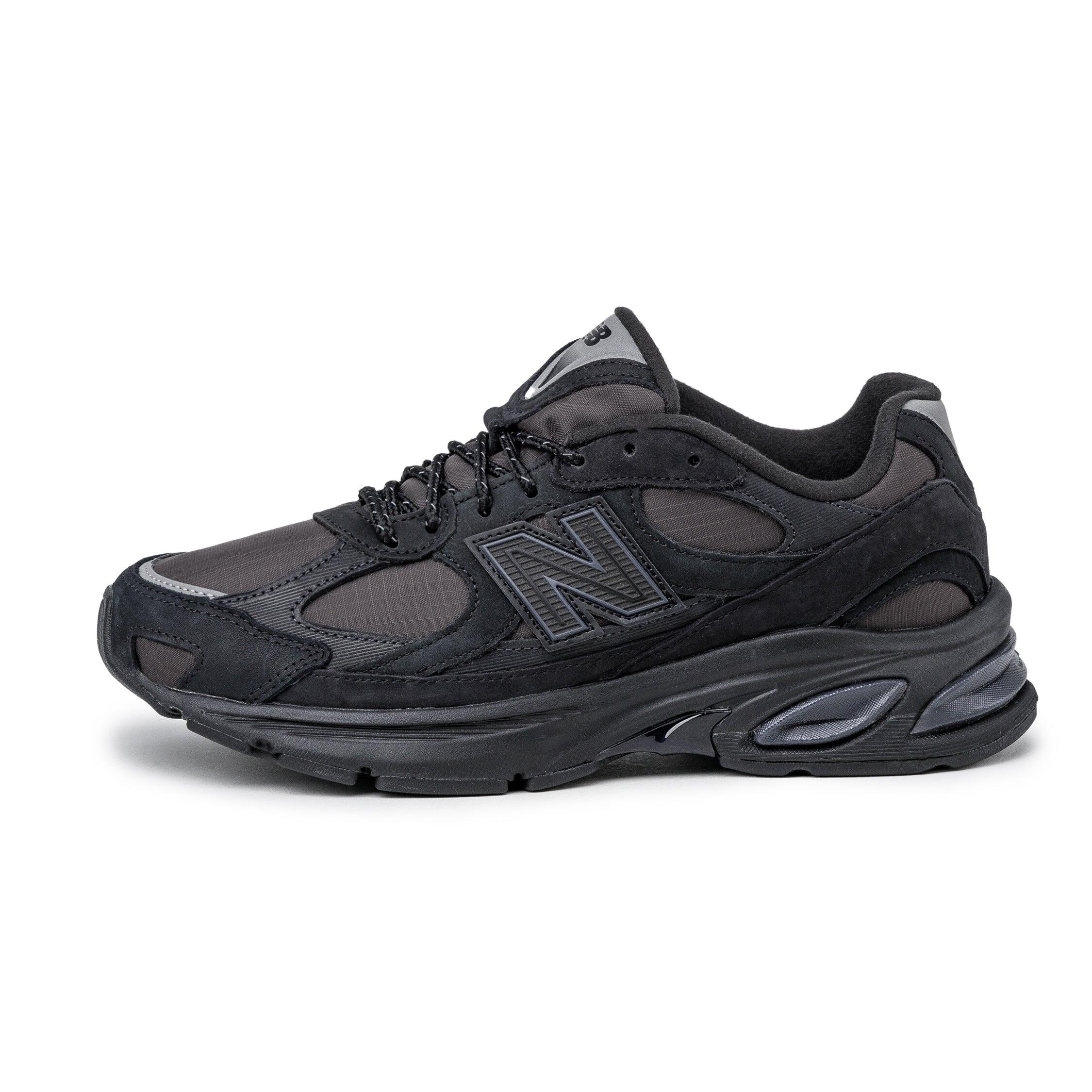 NEW BALANCE picture