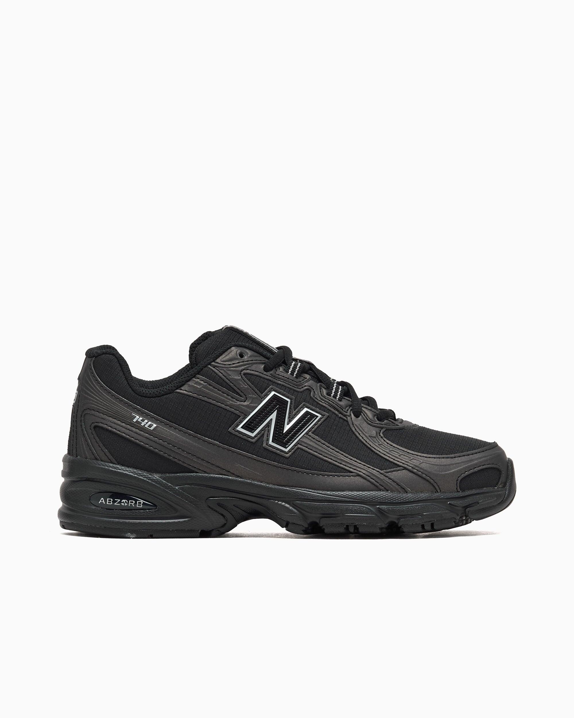 NEW BALANCE picture