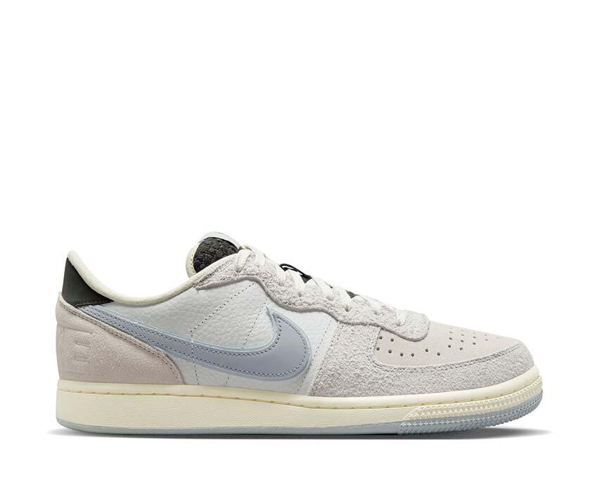NIKE picture
