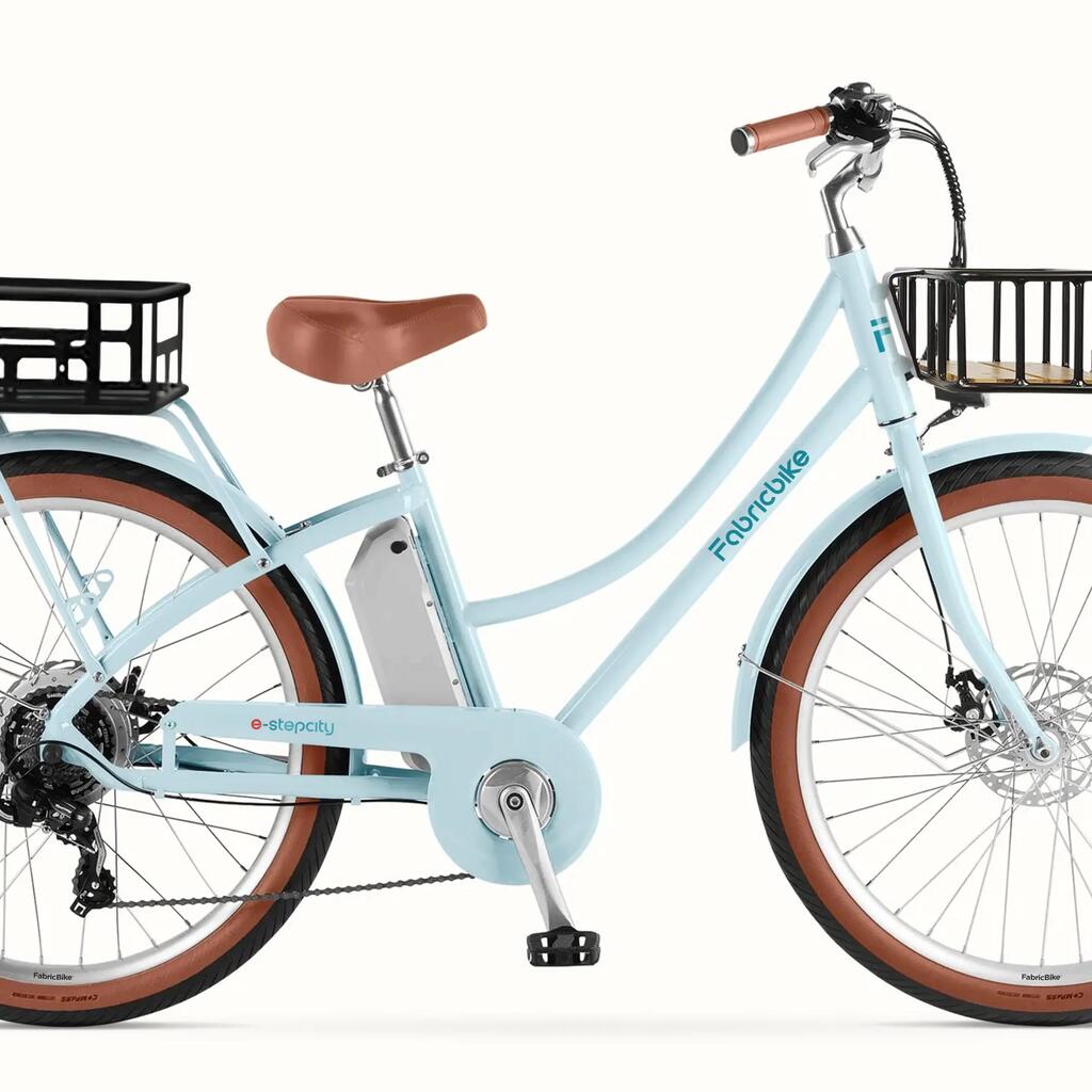 E-Stepcity Electric Bike – 250W, 36V, 60 km Range, Shimano 7-Speed. Blue Plus