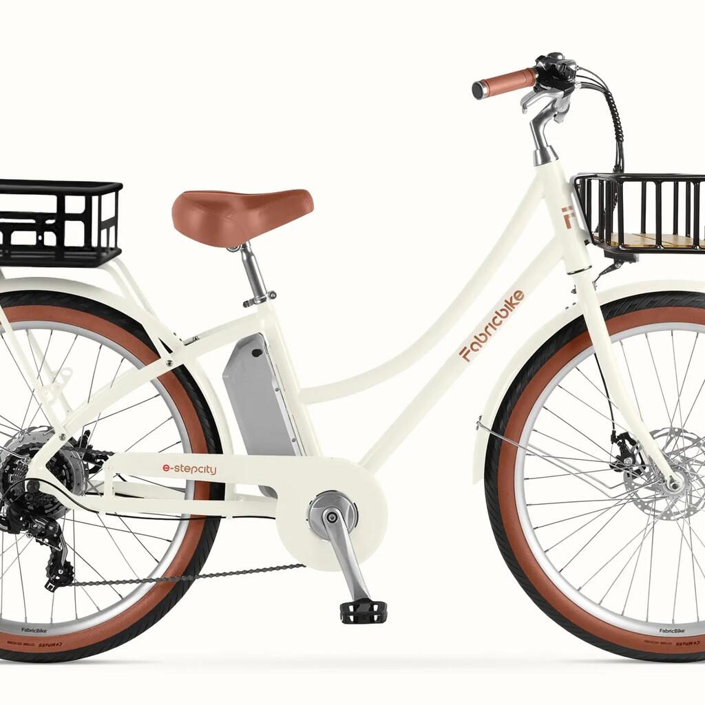 E-Stepcity Electric Bike – 250W, 36V, 60 km Range, Shimano 7-Speed. Sand Plus