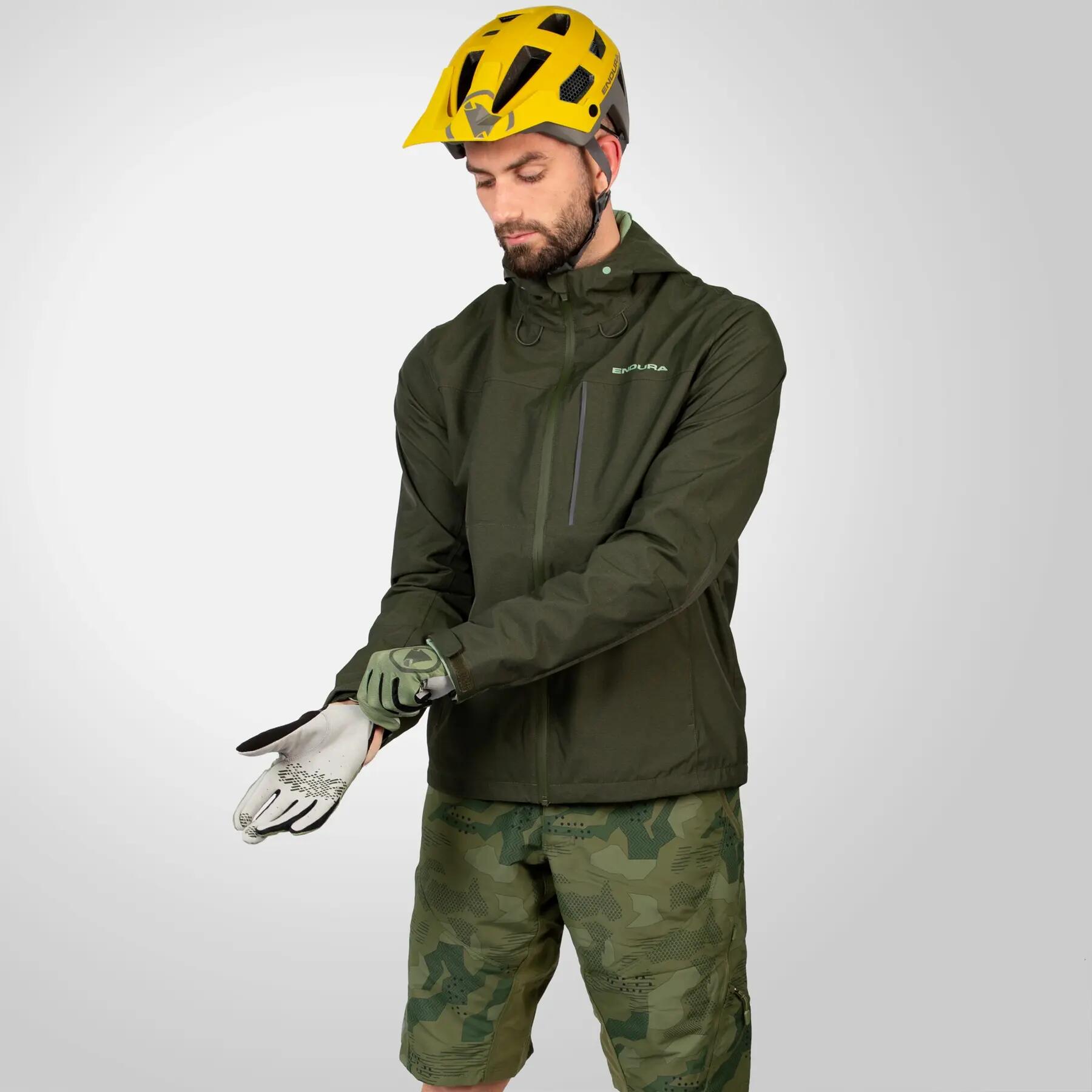 Herren Hardshell-Kapuzenjacke Mit Sturmlasche Hinter Dem Frontreißverschluss 5/5