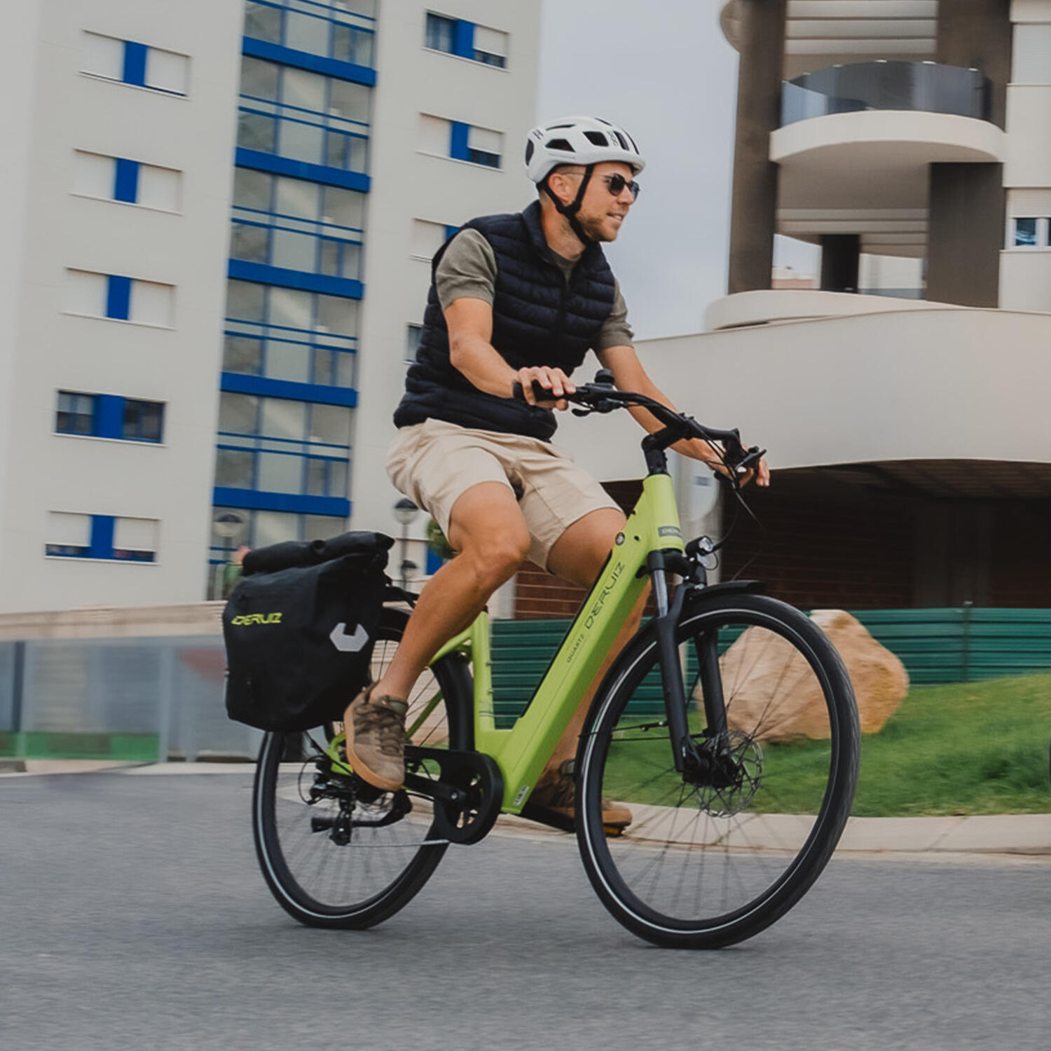 Quartz Bicicleta Eléctrica 28" 250W Sensor de Par Batería 644Wh Autonomía 161 km 5/7