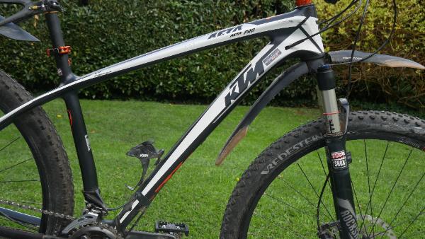 Entre Particuliers - Vélo VTT cadre carbone (musculaire) 3/4