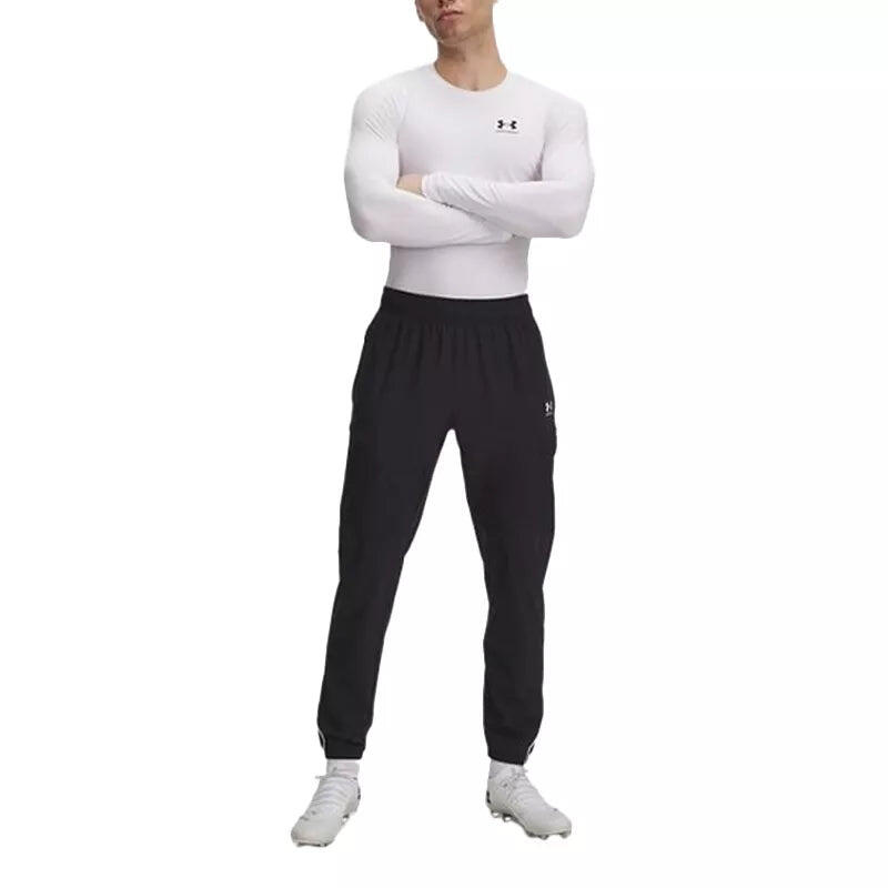 Pantalon de survêtement Under Armour CHALLENGER WARMUP 4/4