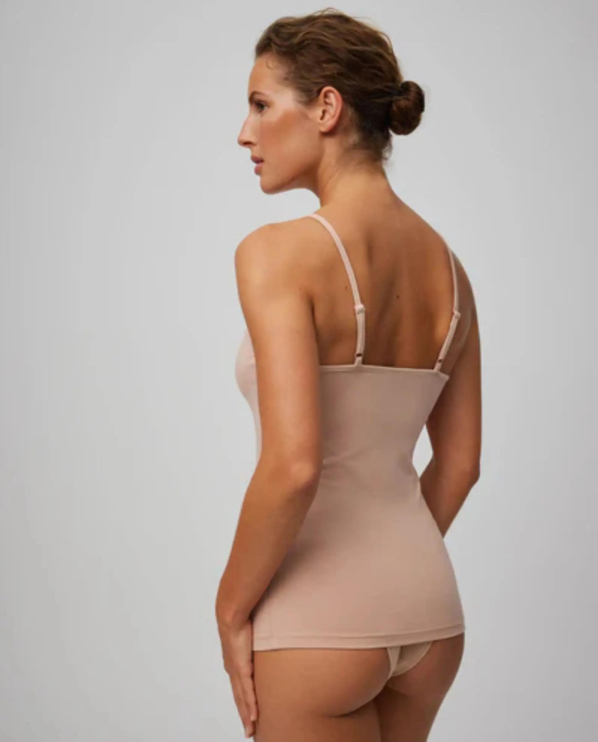 T-shirt lingerie fines bretelles en coton nude 3/7