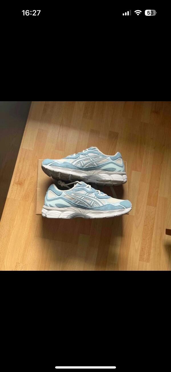 ASICS picture