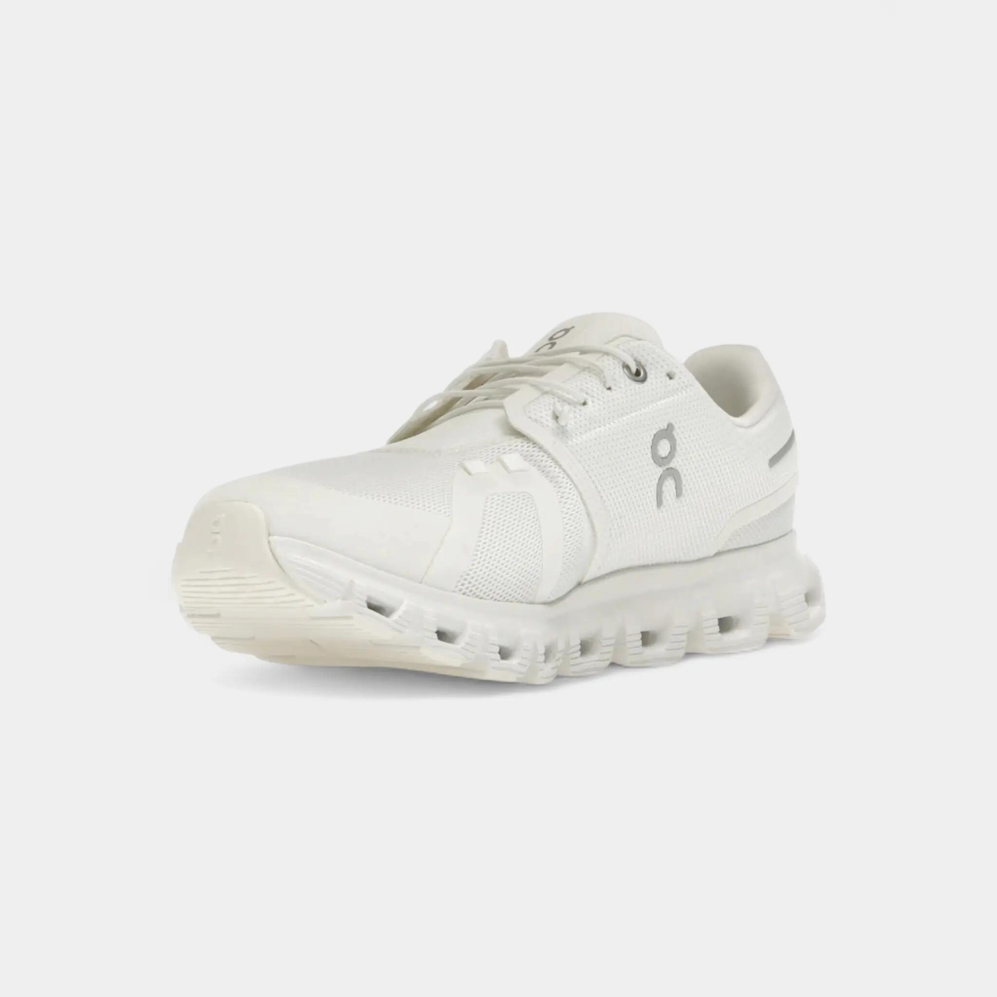 On Running Cloud 6 All White 3/4