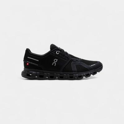On running cloud 6 all black (women's)