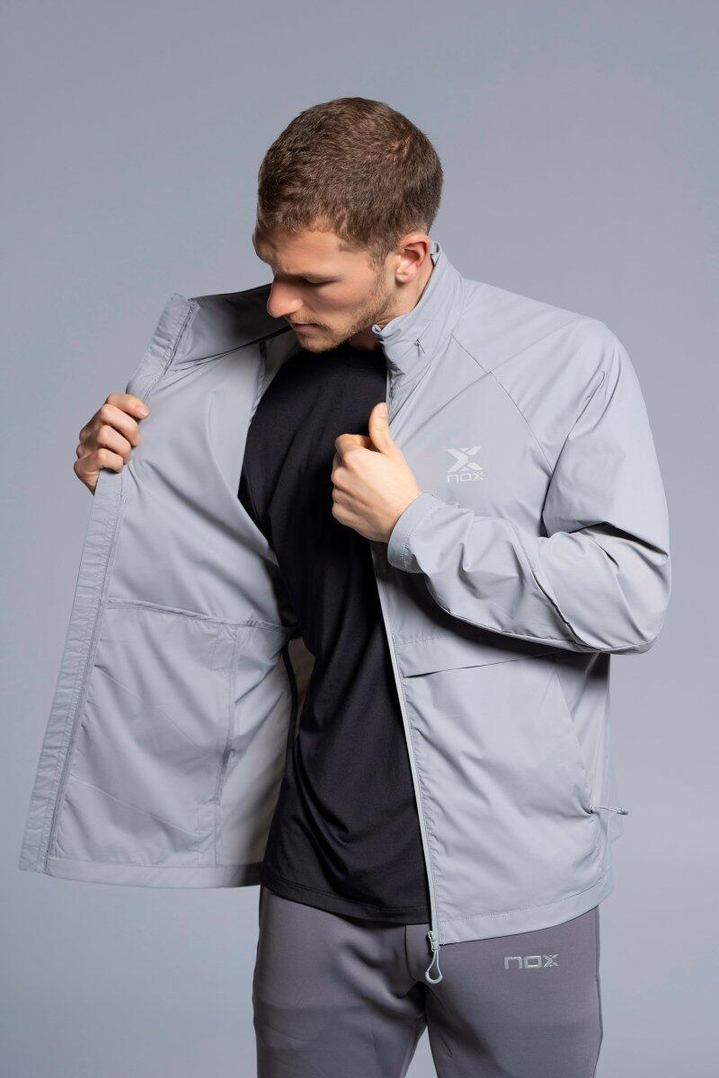 Giacca Antivento Leggera da Uomo Grigio Chiaro 4/5