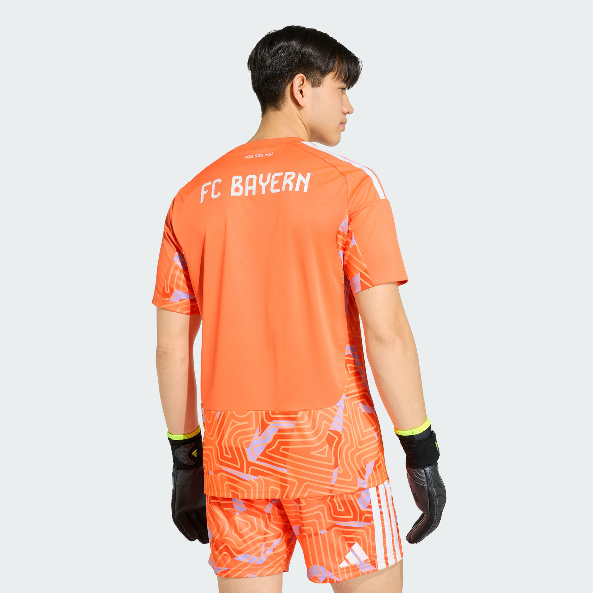 FC Bayern München 26/27 Torwarttrikot 4/7
