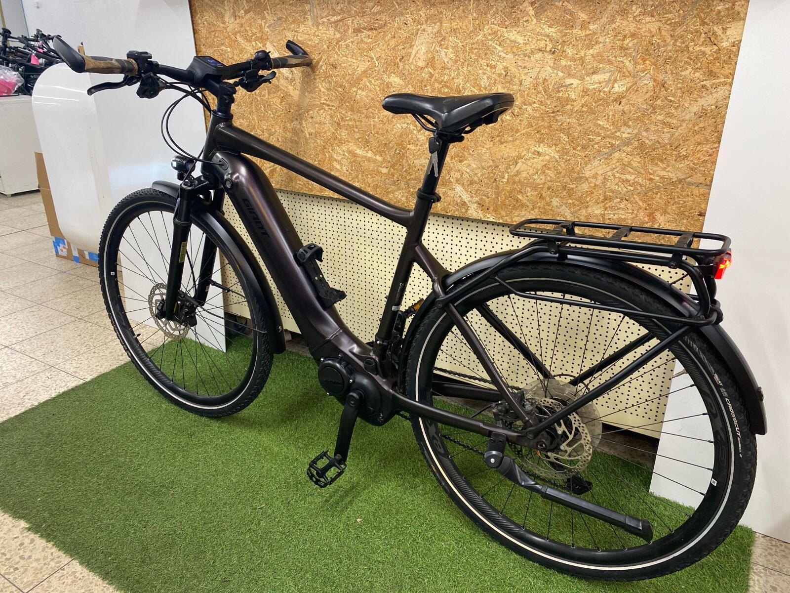 Giant EXPLORE PRO 1 625Wh 3/7