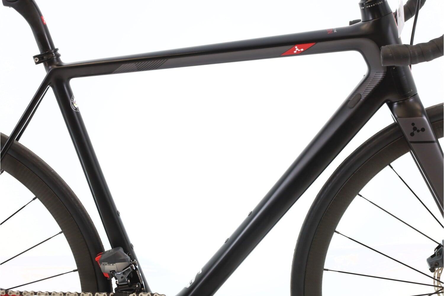 Vélo de route reconditionné · Argon 18 Gallium Pro Disc AXS 12V · Très bon état 2/8