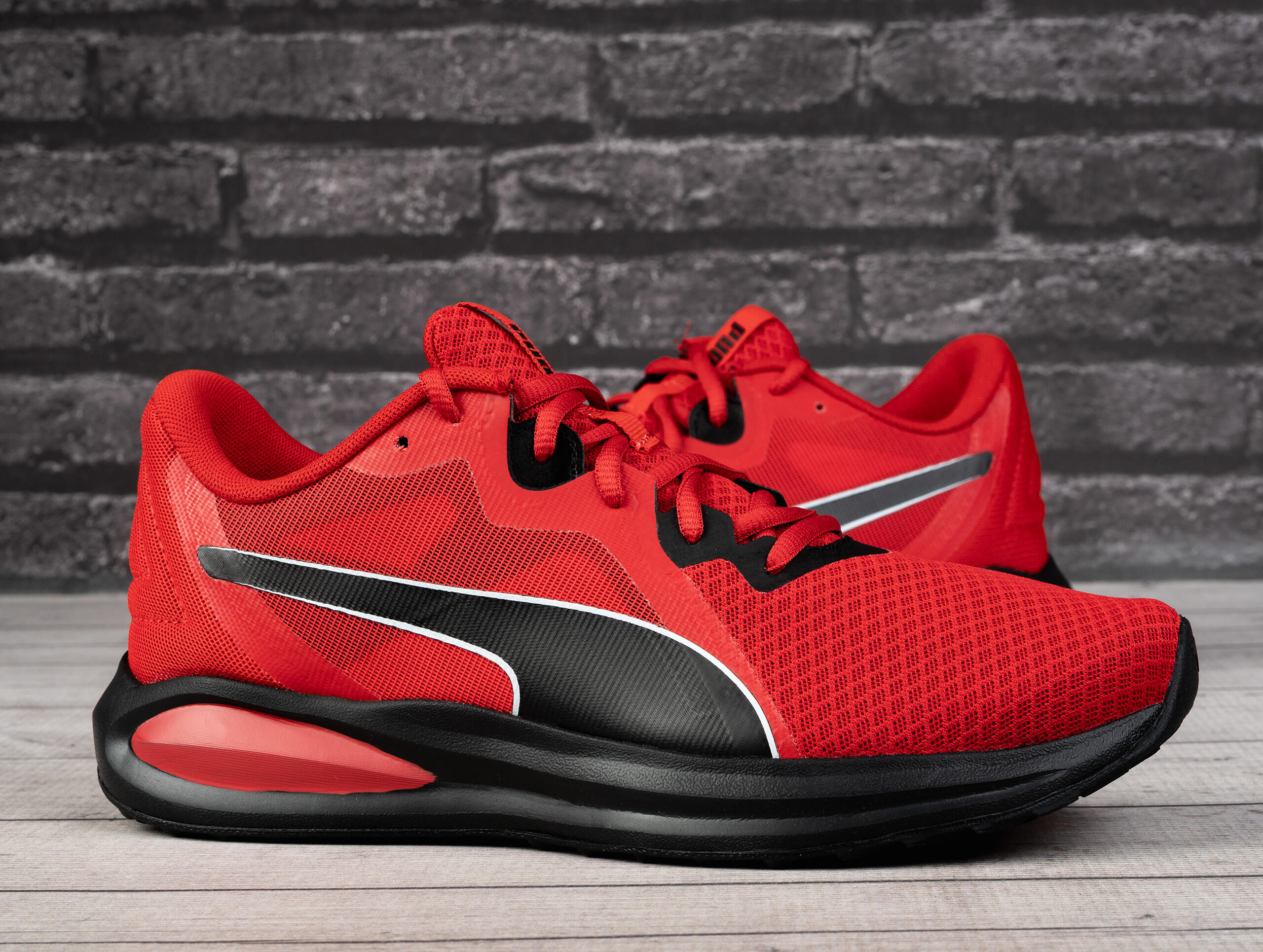 Buty męskie sportowe Puma TWITCH RUNNER FRESH